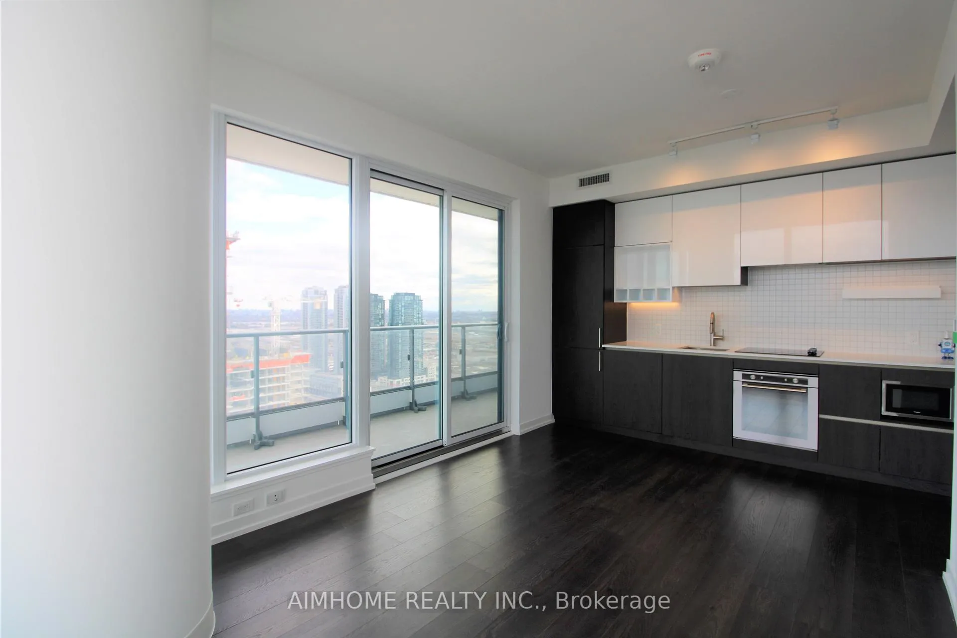 Photo 18 of Unit 3702, 950 Portage Parkway, Vaughan, Vaughan Corporate Centre — HOMEH