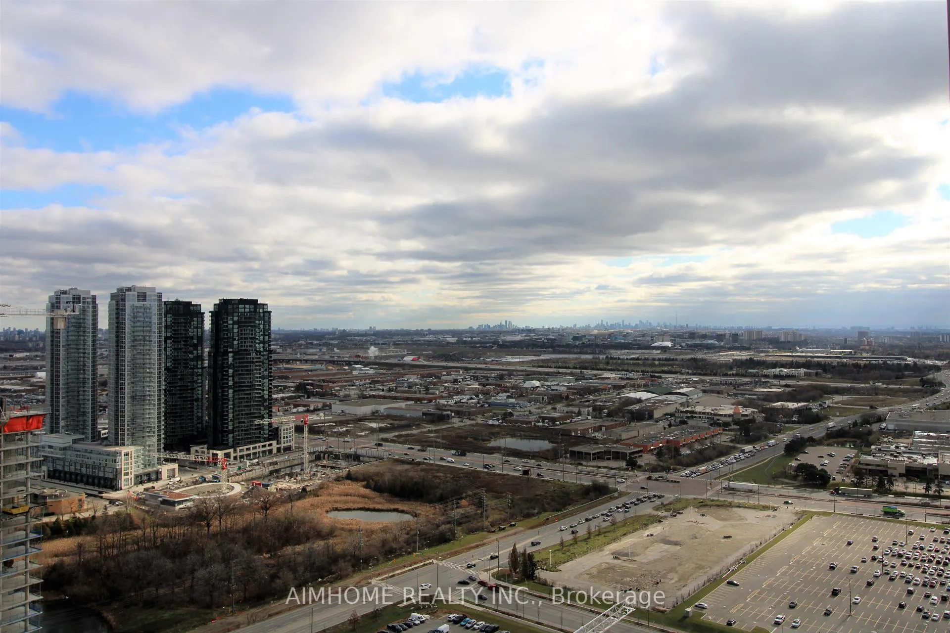 Photo 25 of Unit 3702, 950 Portage Parkway, Vaughan, Vaughan Corporate Centre — HOMEH