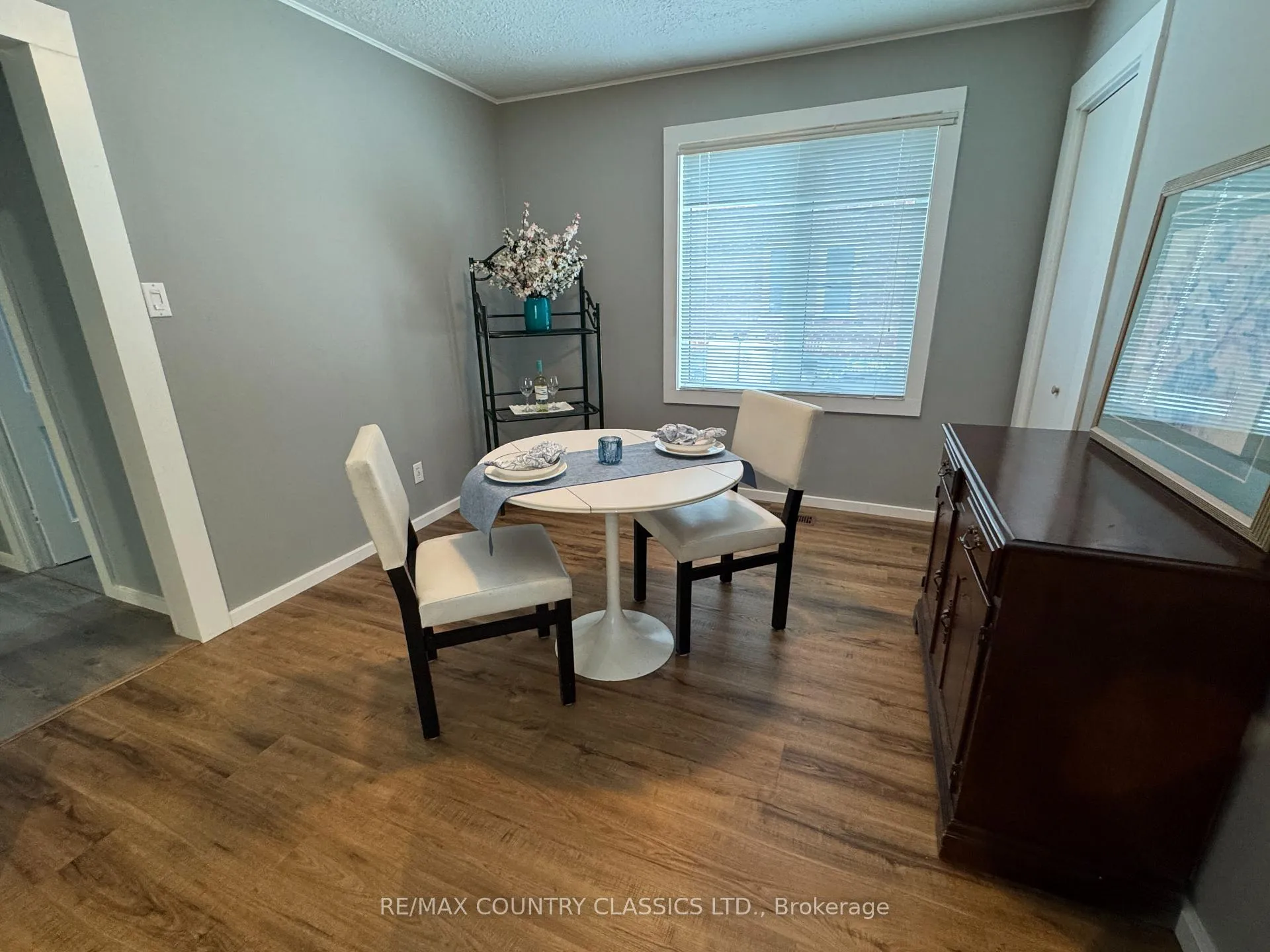 Photo 11 of 38 Flint Avenue, Bancroft, Bancroft Ward — HOMEH