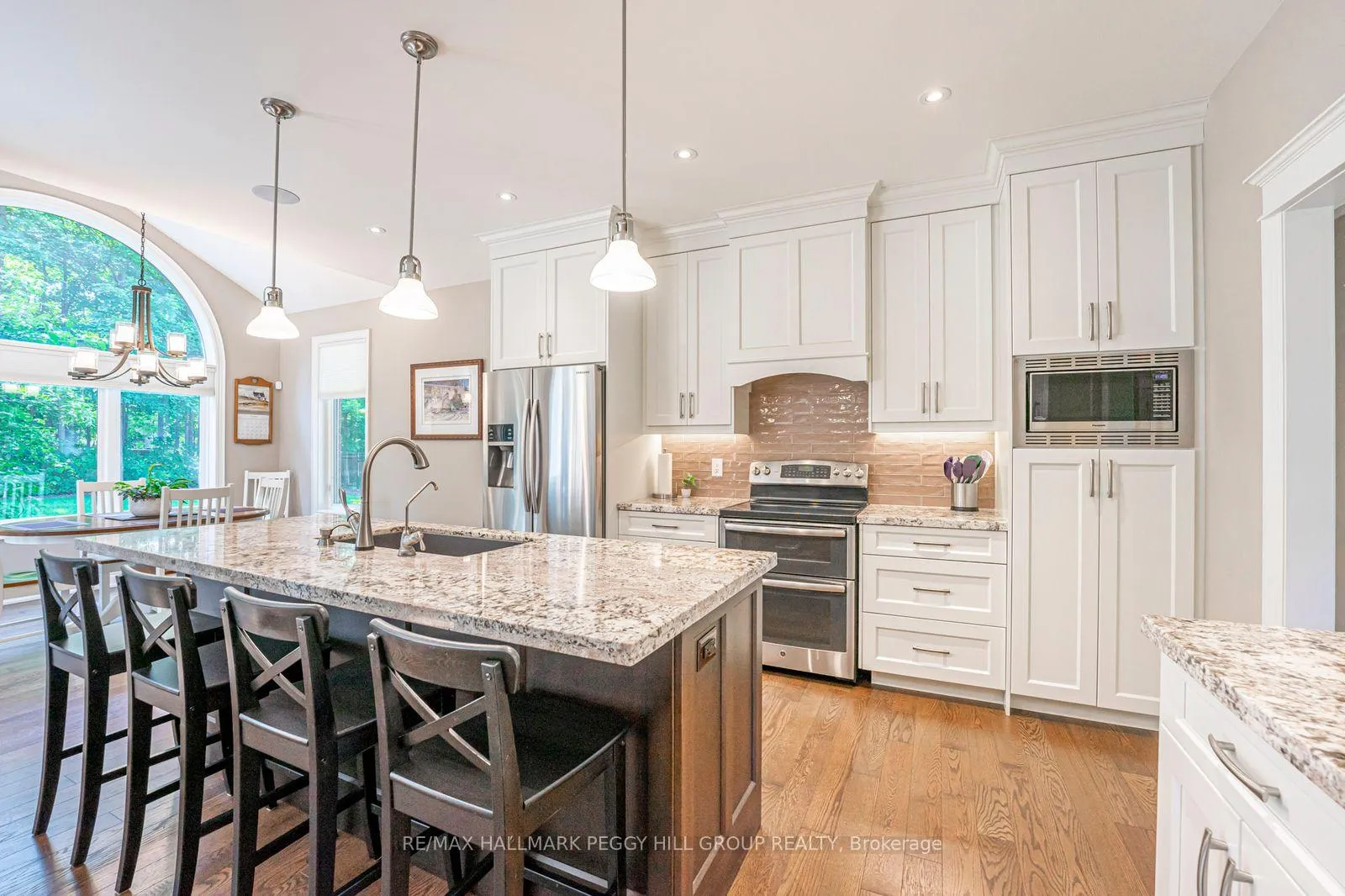Photo 3 of 126 Mennill Drive, Springwater, Snow Valley — HOMEH