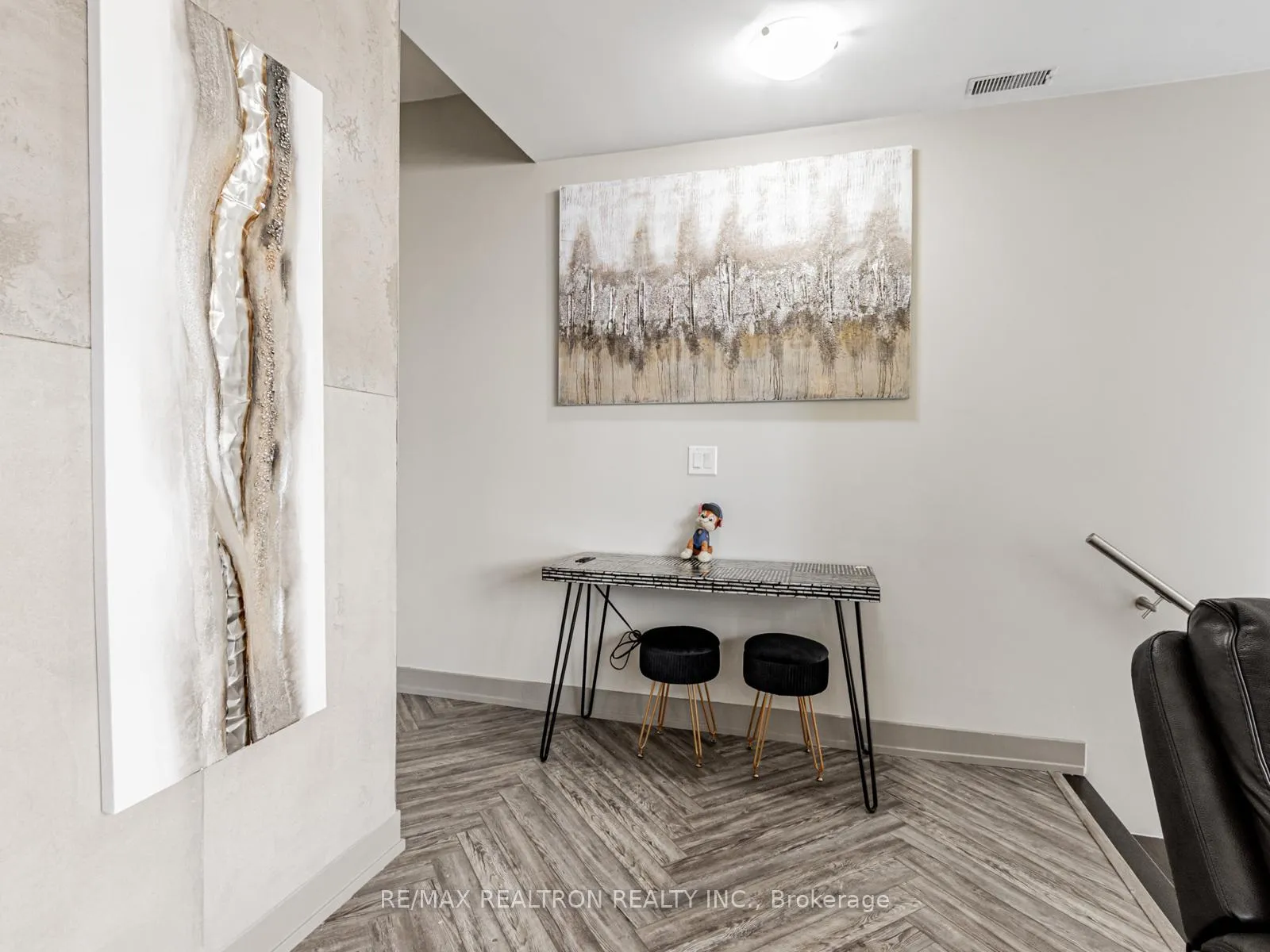Photo 5 of Unit 133, 331 Broward Way, Innisfil, Rural Innisfil — HOMEH