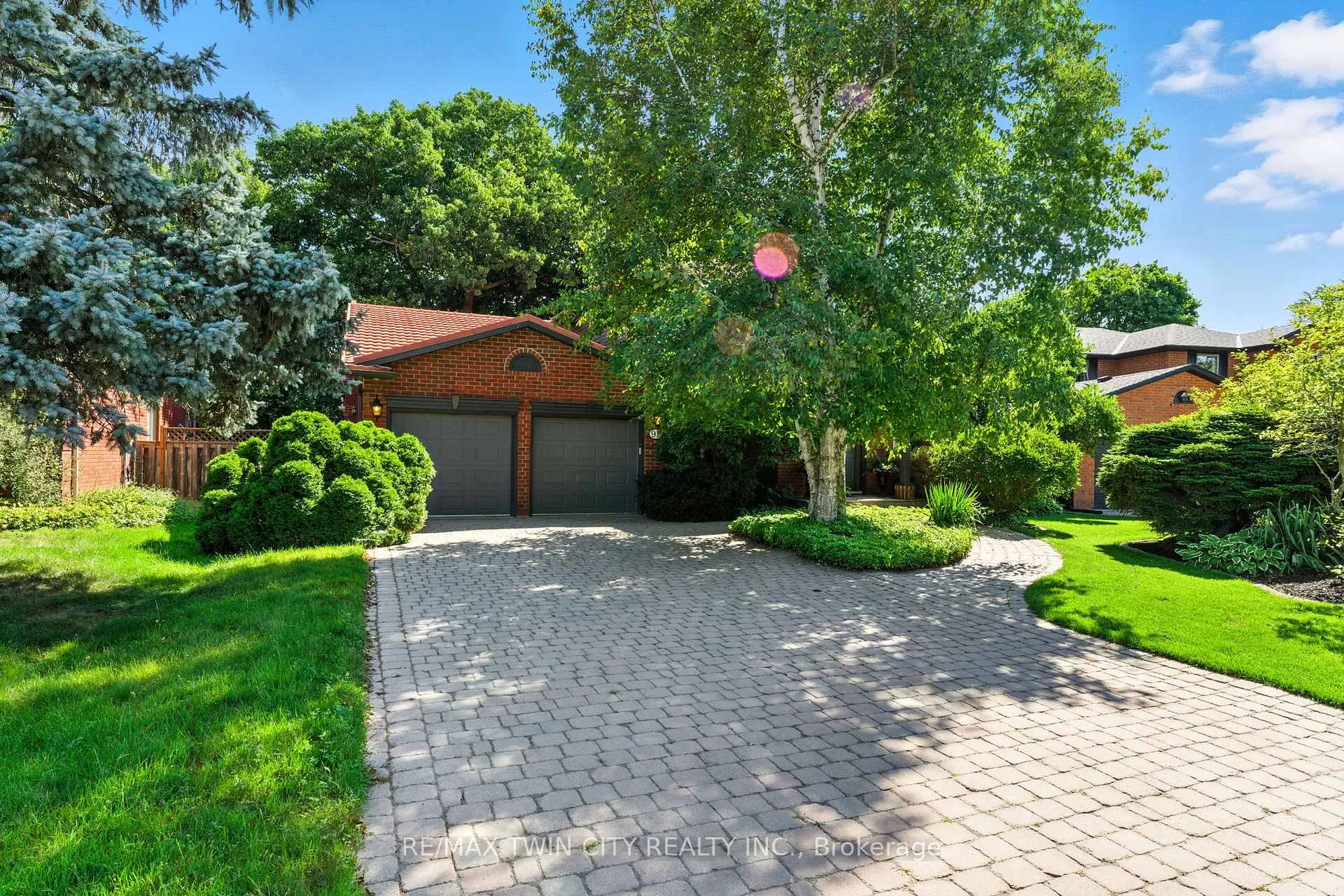 Photo 6 of 91 Abbey Close, Hamilton, Ancaster — HOMEH
