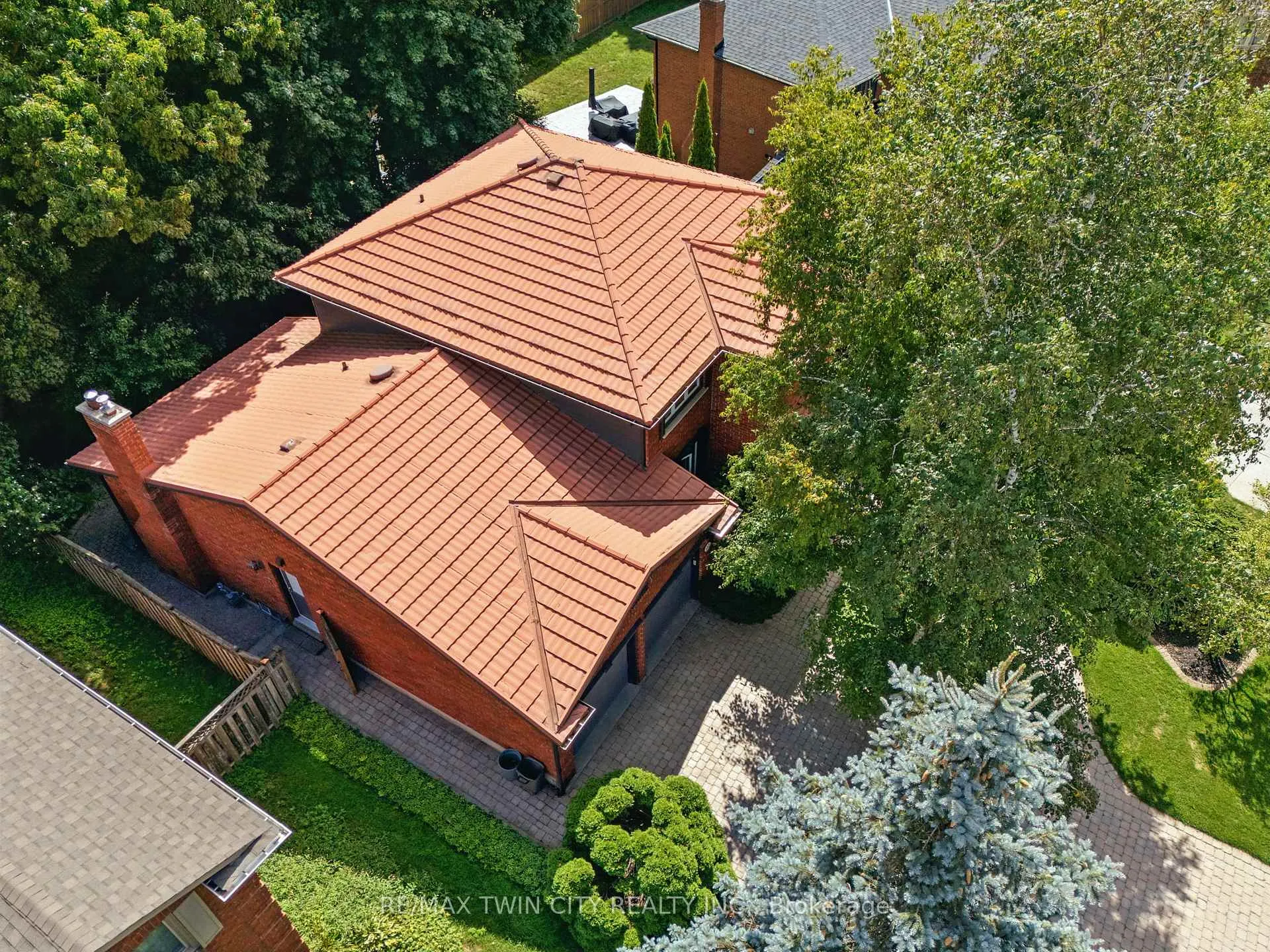 Photo 8 of 91 Abbey Close, Hamilton, Ancaster — HOMEH