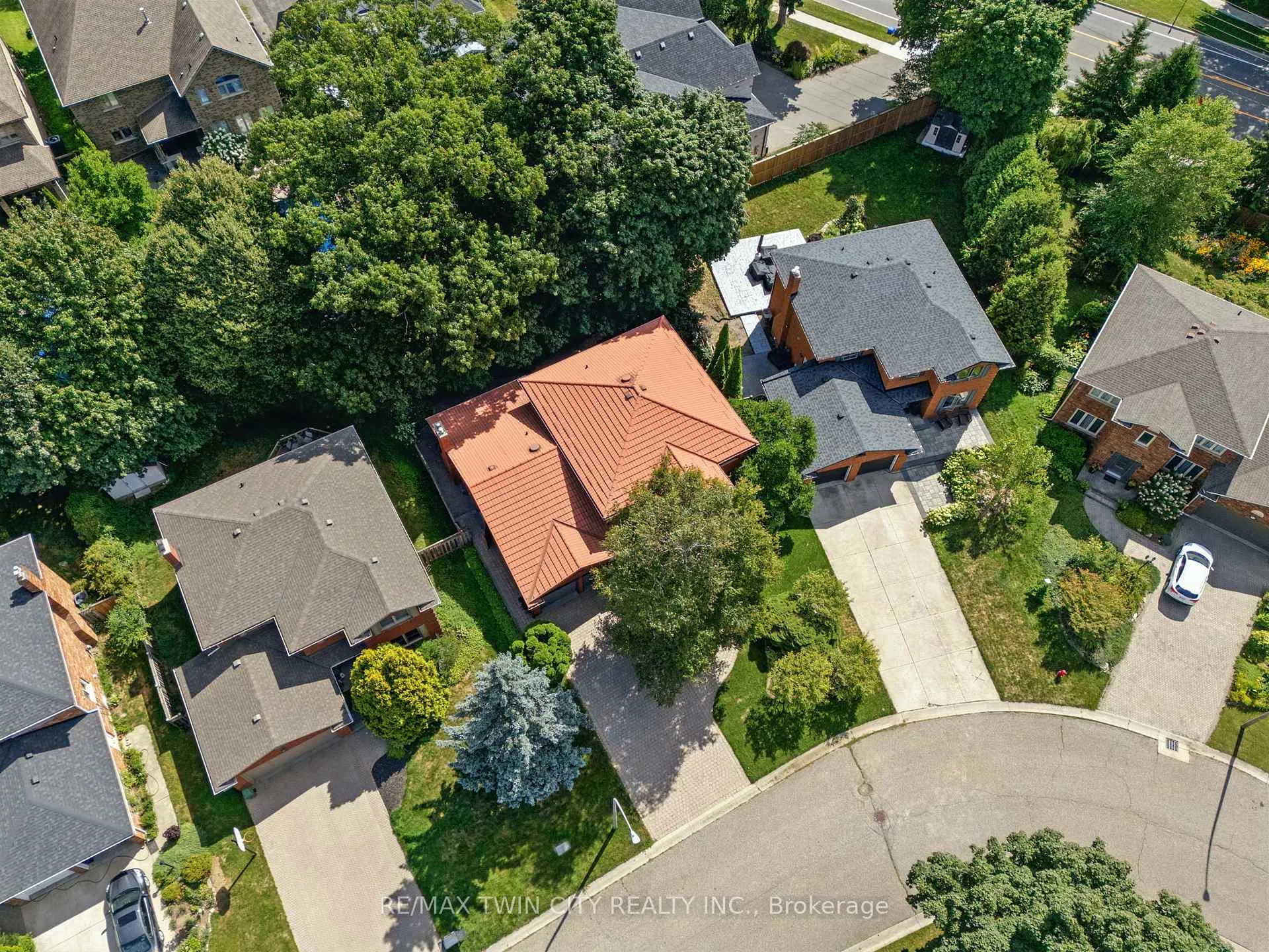 Photo 9 of 91 Abbey Close, Hamilton, Ancaster — HOMEH
