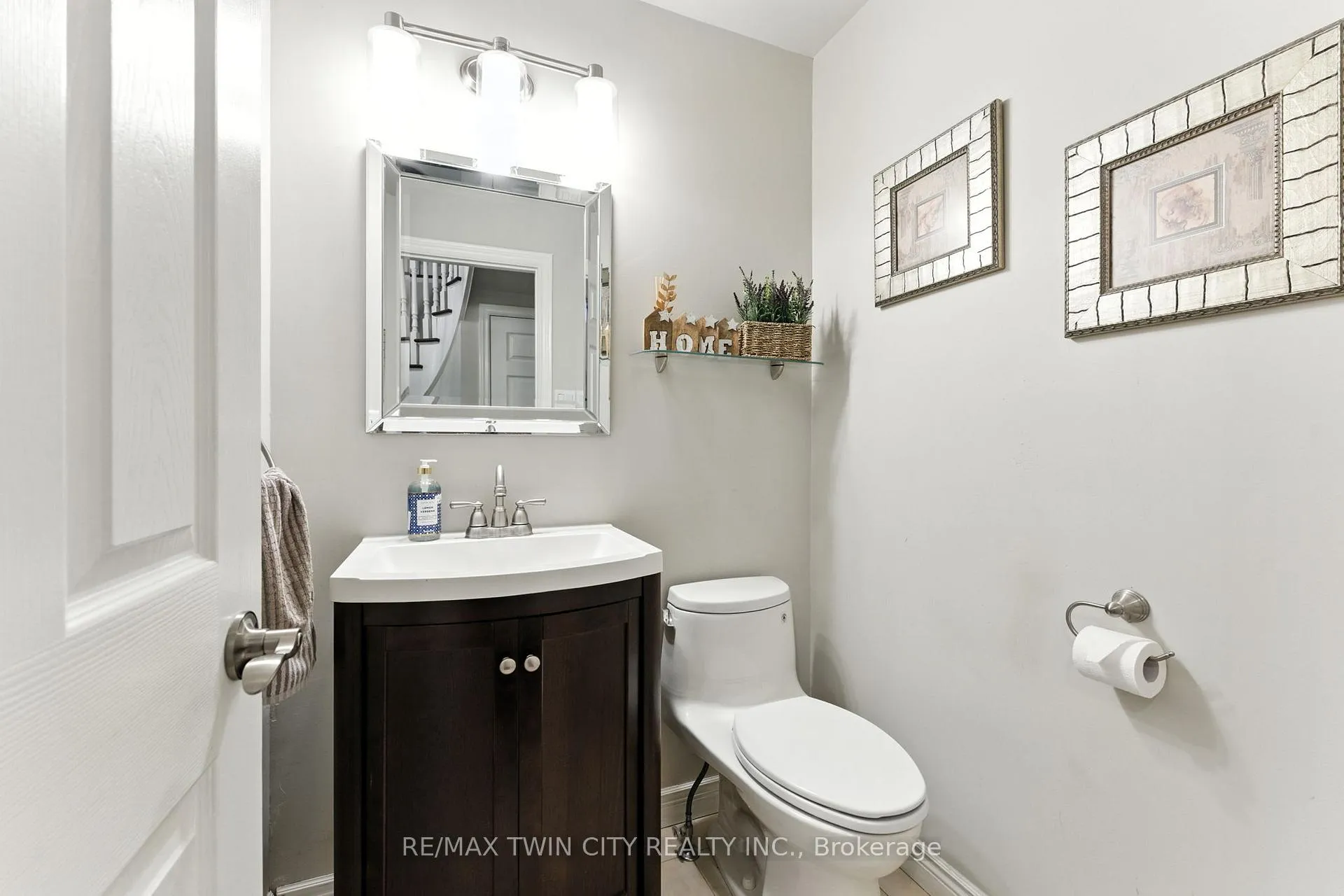 Photo 27 of 91 Abbey Close, Hamilton, Ancaster — HOMEH