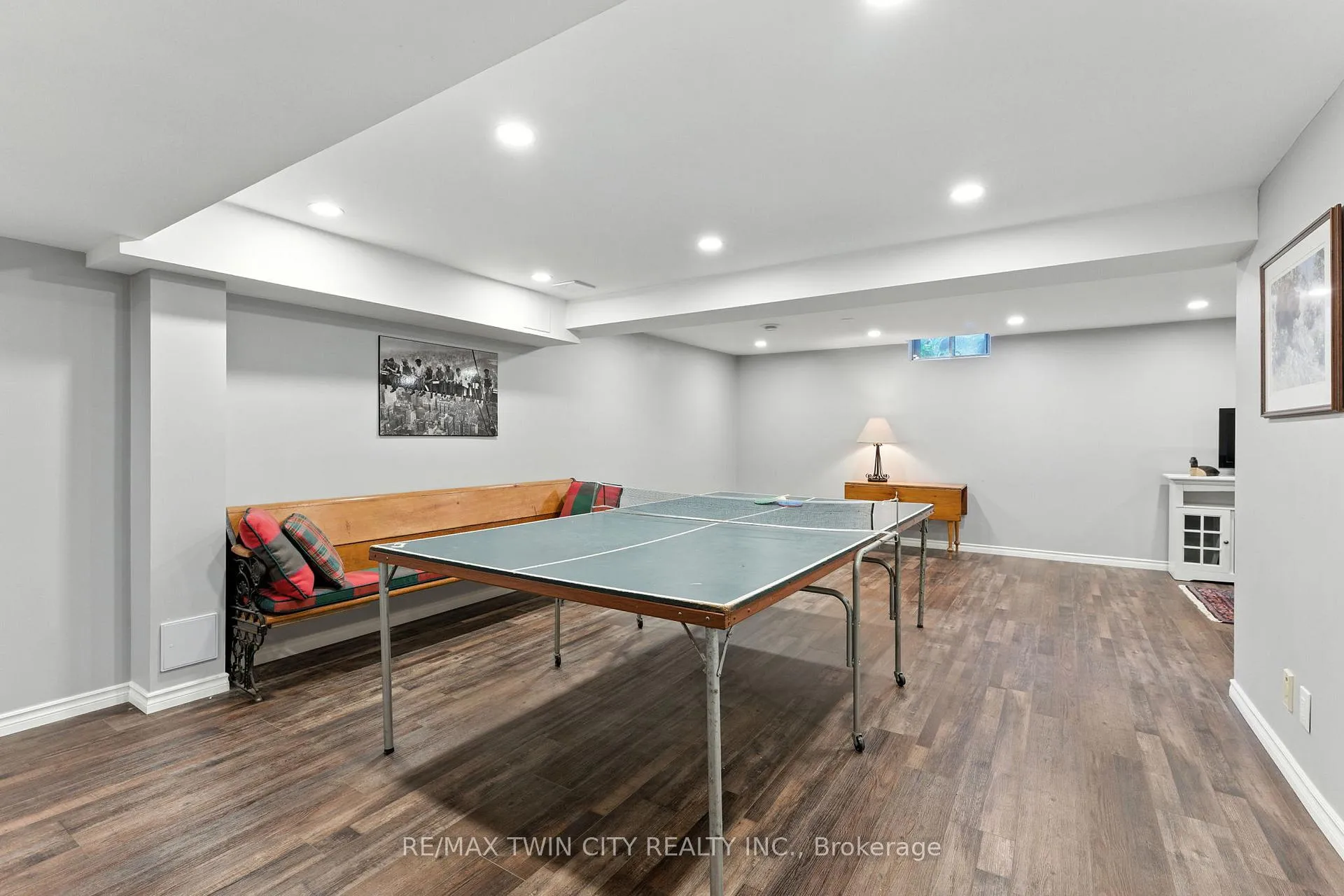 Photo 40 of 91 Abbey Close, Hamilton, Ancaster — HOMEH