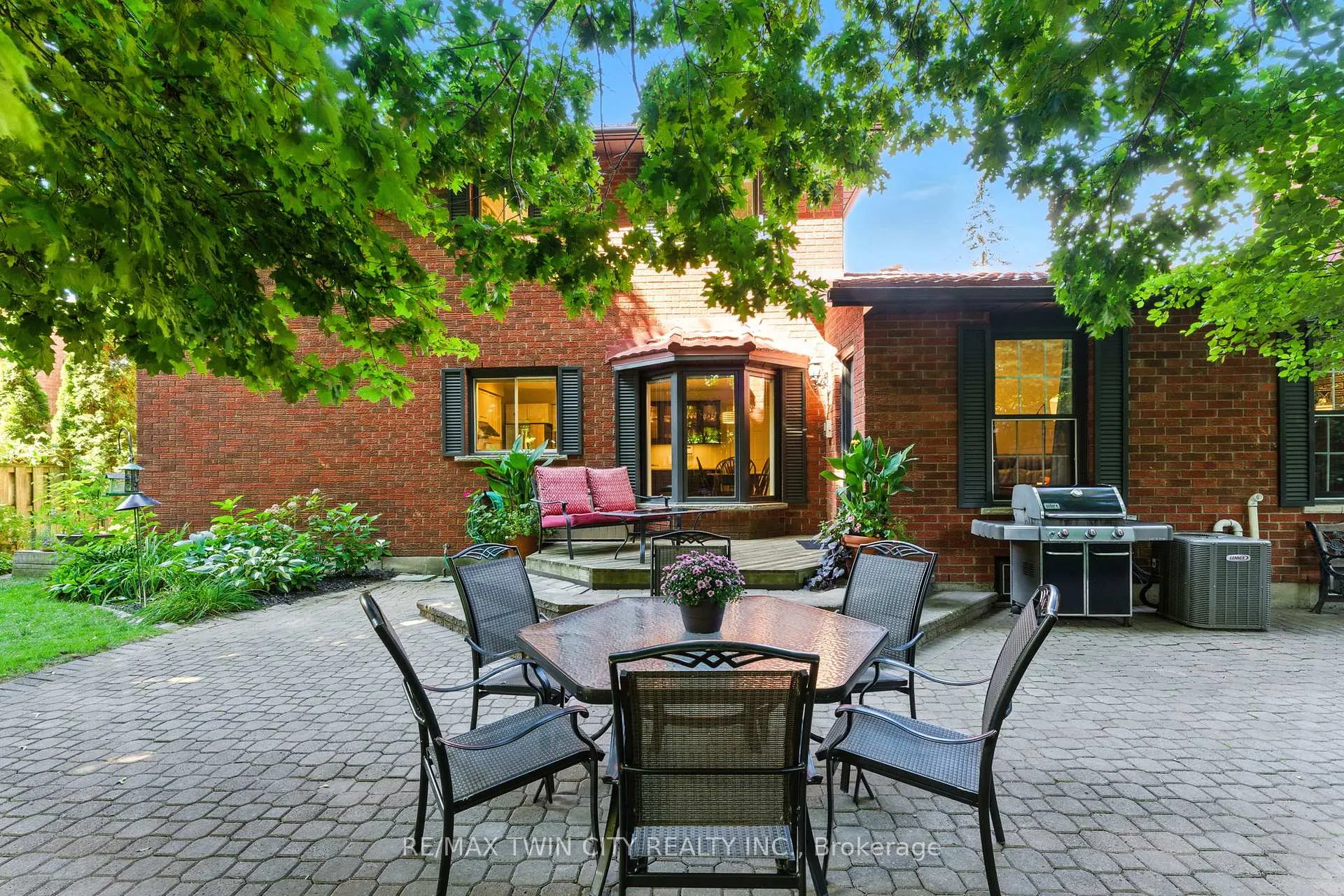 Photo 45 of 91 Abbey Close, Hamilton, Ancaster — HOMEH