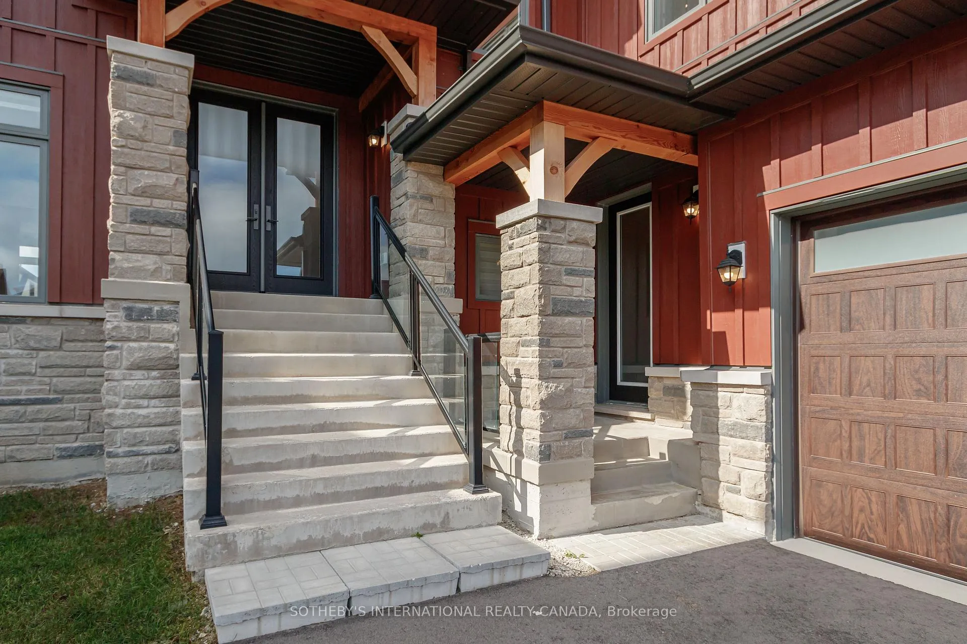 Photo 9 of 103 Stoneleigh Drive, Blue Mountains — HOMEH
