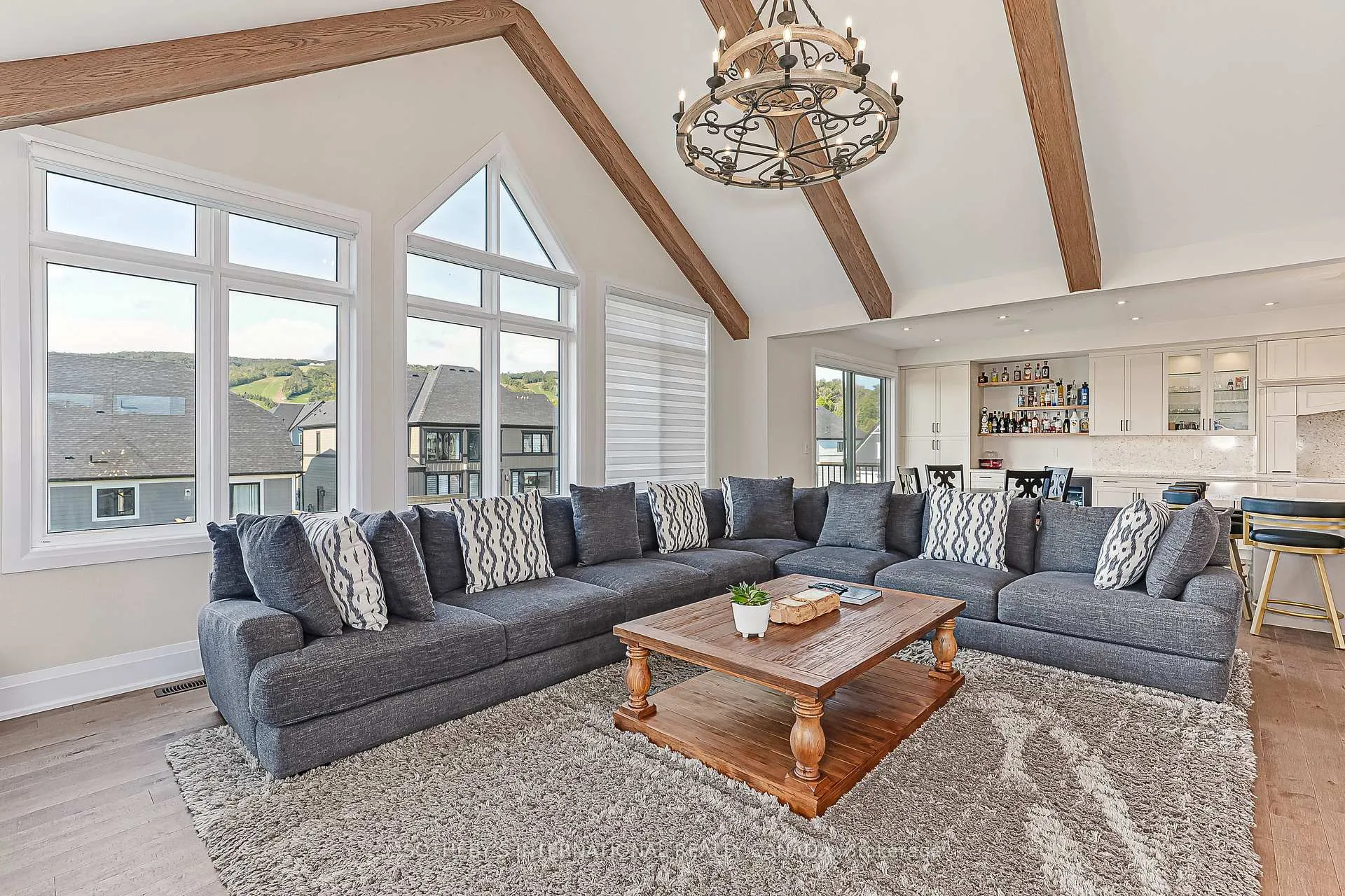 Photo 16 of 103 Stoneleigh Drive, Blue Mountains — HOMEH