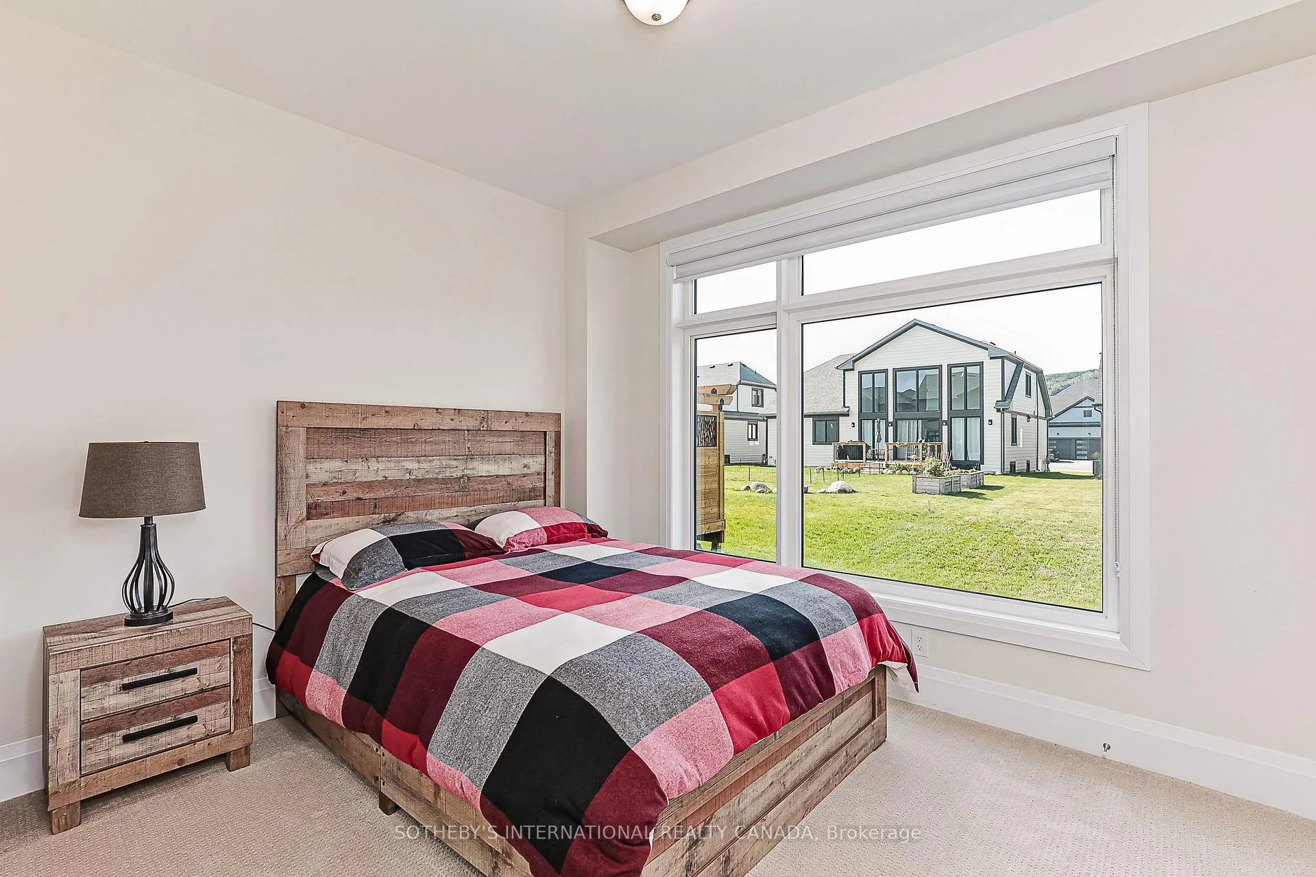 Photo 45 of 103 Stoneleigh Drive, Blue Mountains — HOMEH