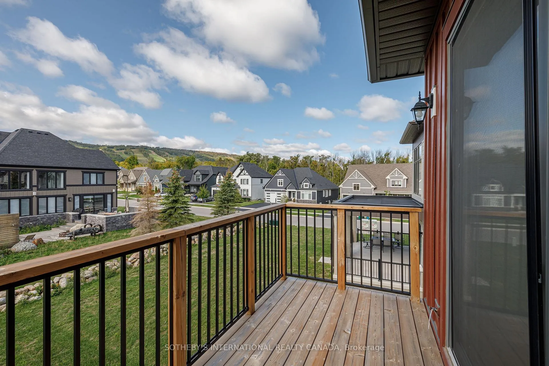 Photo 49 of 103 Stoneleigh Drive, Blue Mountains — HOMEH