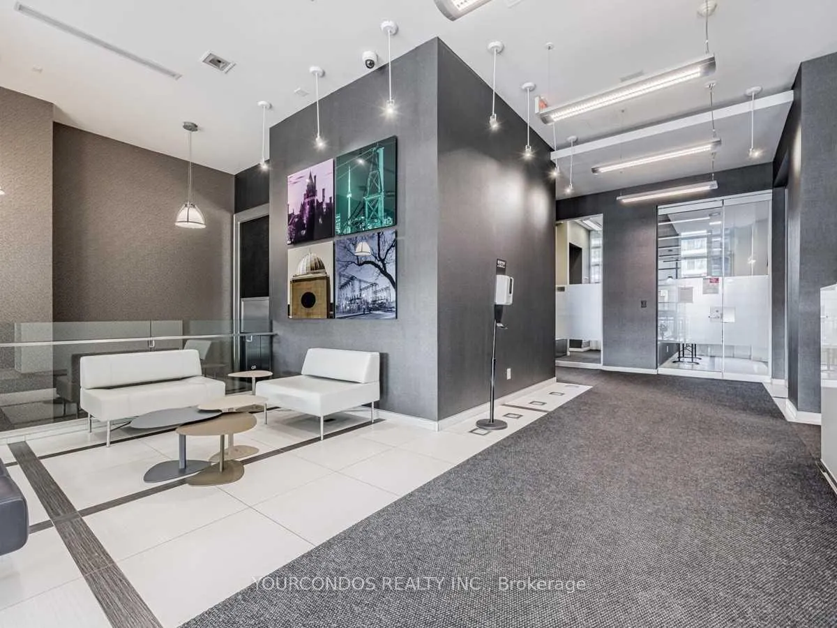 Photo 4 of Unit 435, 380 Macpherson Avenue, Toronto, Casa Loma — HOMEH
