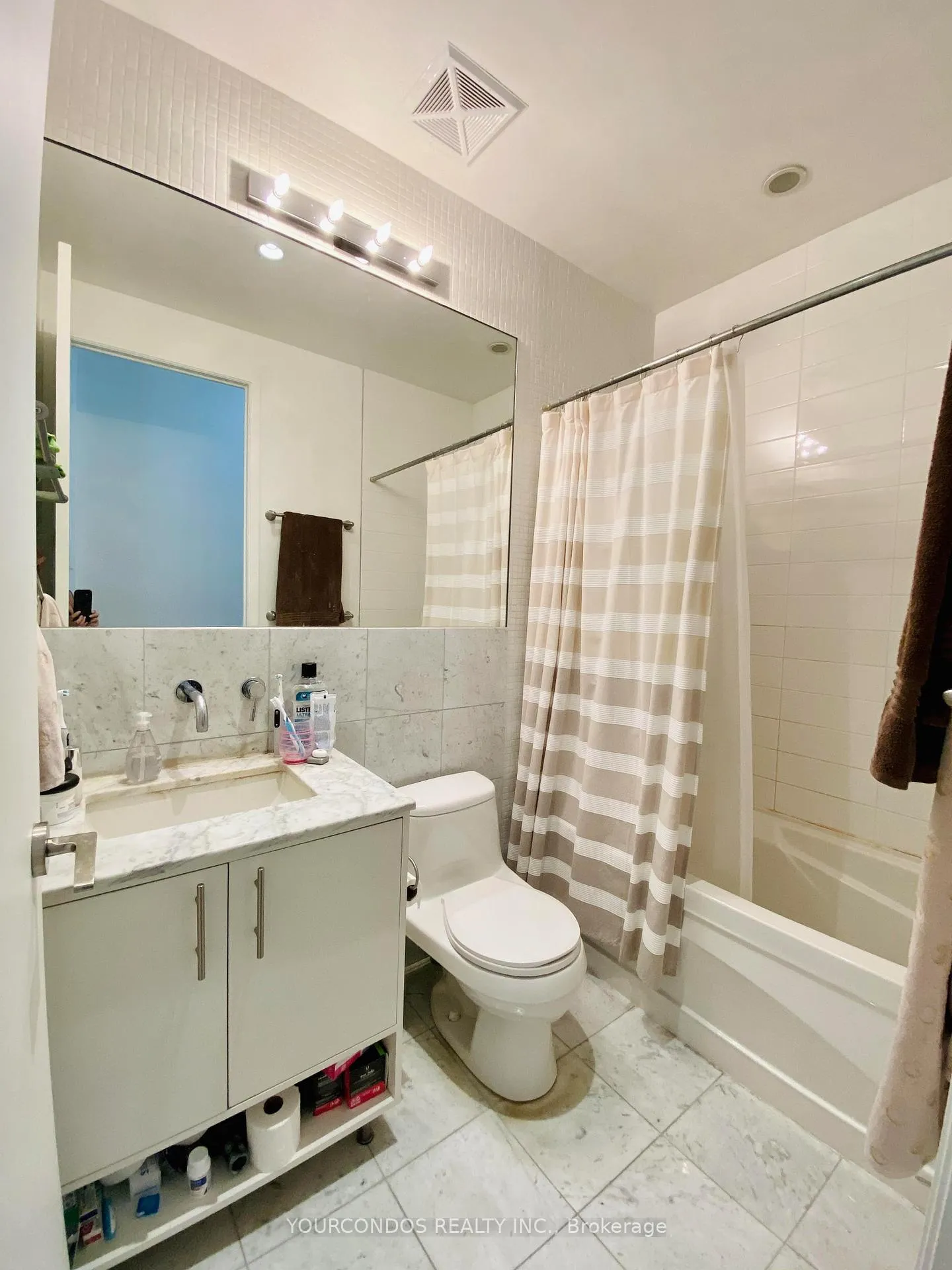 Photo 10 of Unit 435, 380 Macpherson Avenue, Toronto, Casa Loma — HOMEH