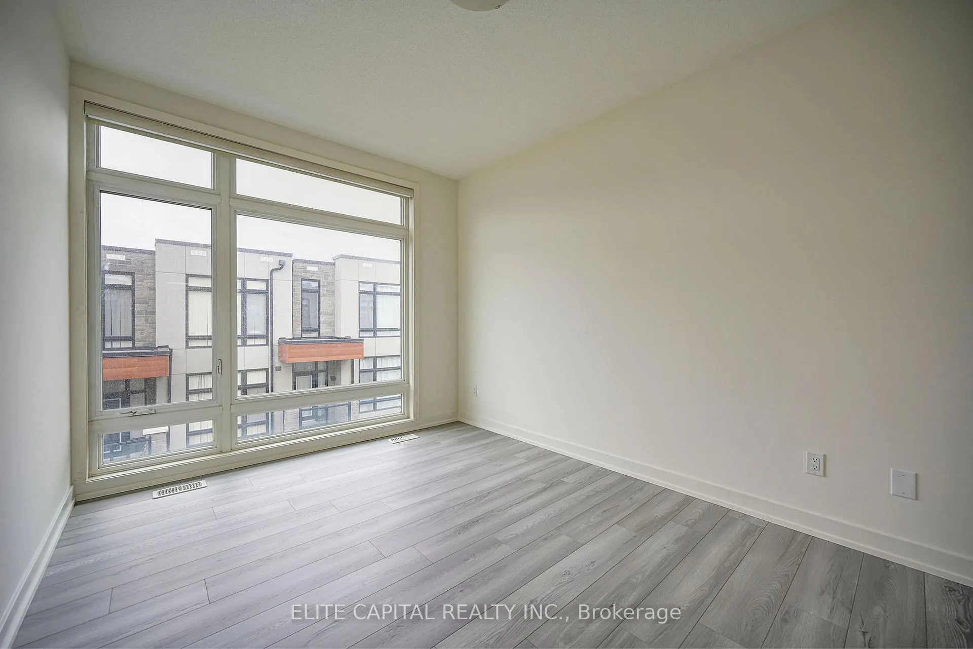 Photo 12 of 26 Brunet Drive, Vaughan, Vellore Village — HOMEH