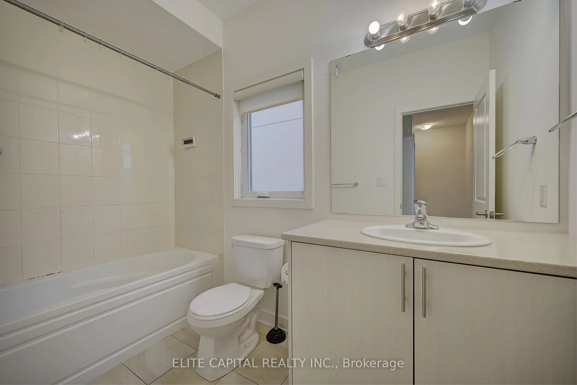 Photo 15 of 26 Brunet Drive, Vaughan, Vellore Village — HOMEH