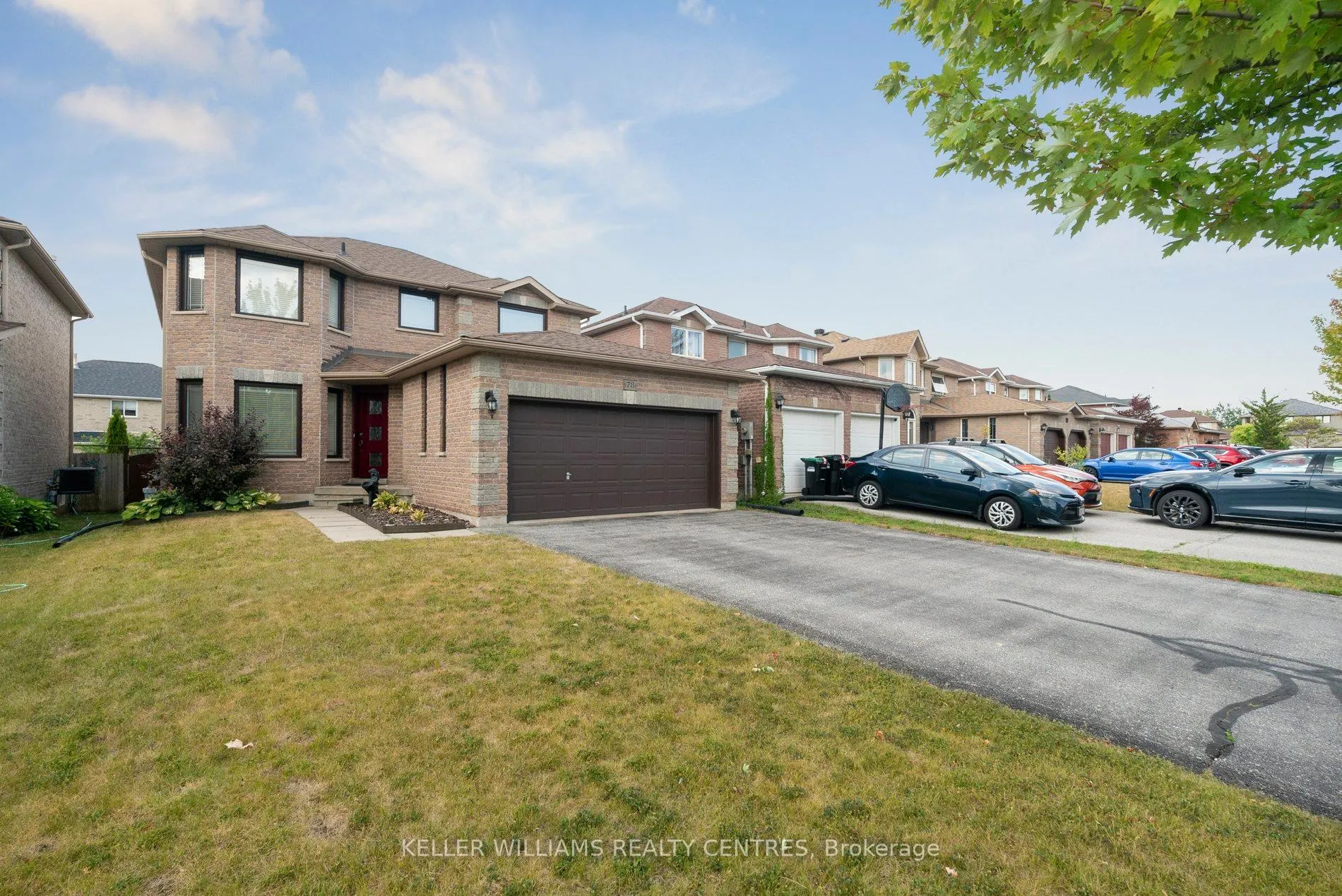 Photo 2 of 78 Stephanie Lane, Barrie, Painswick South — HOMEH