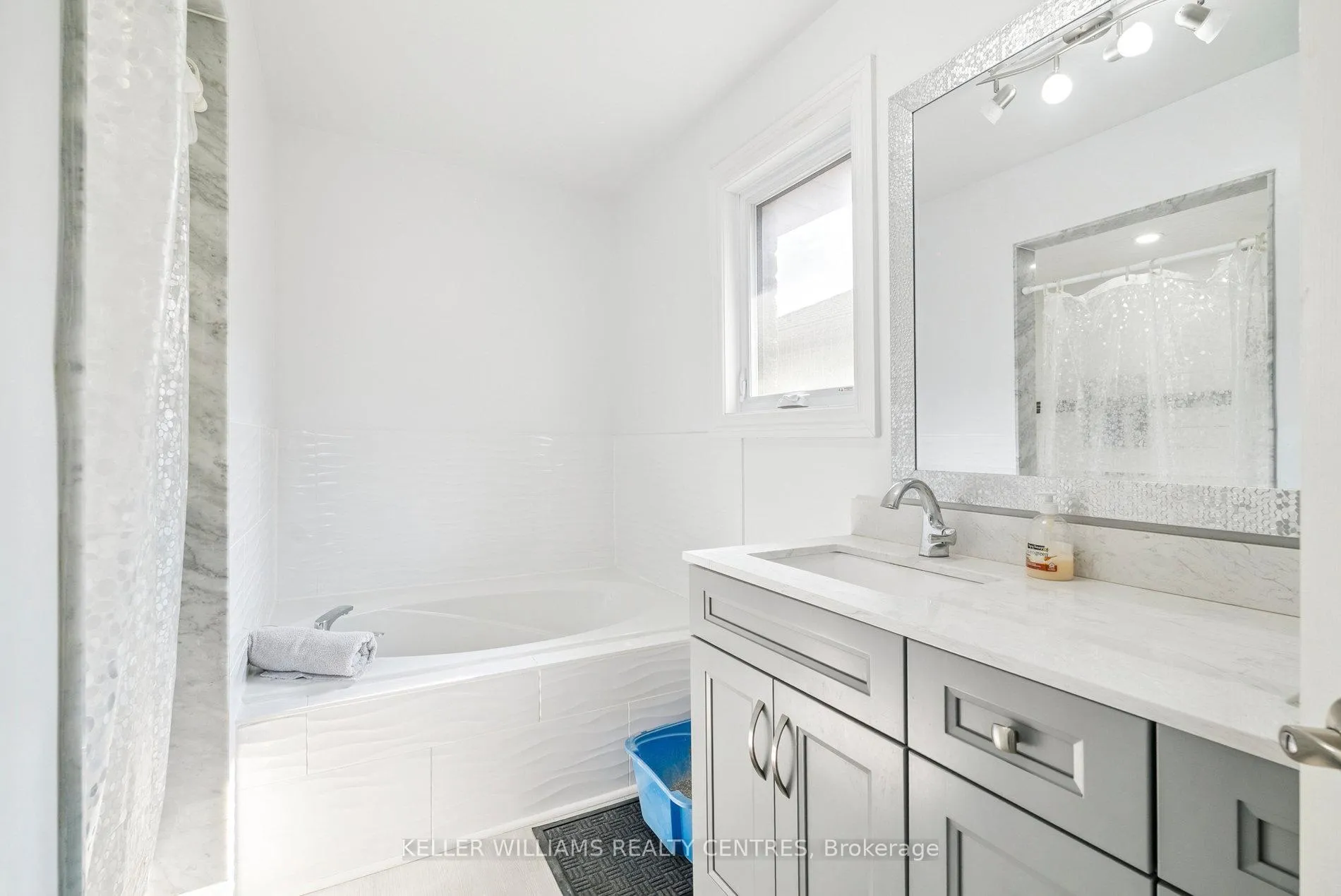 Photo 20 of 78 Stephanie Lane, Barrie, Painswick South — HOMEH