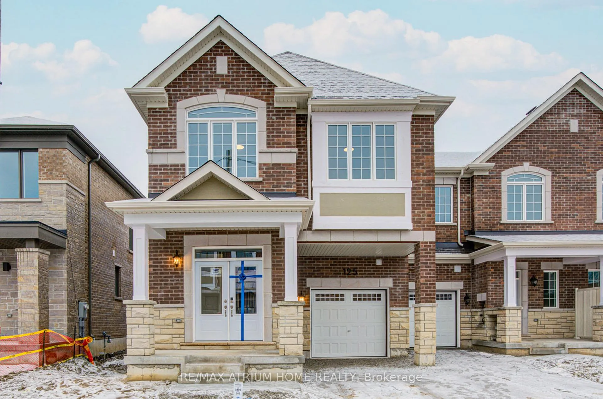 Photo 1 of 125 Leslie Richard Avenue, Markham, Rural Markham — HOMEH