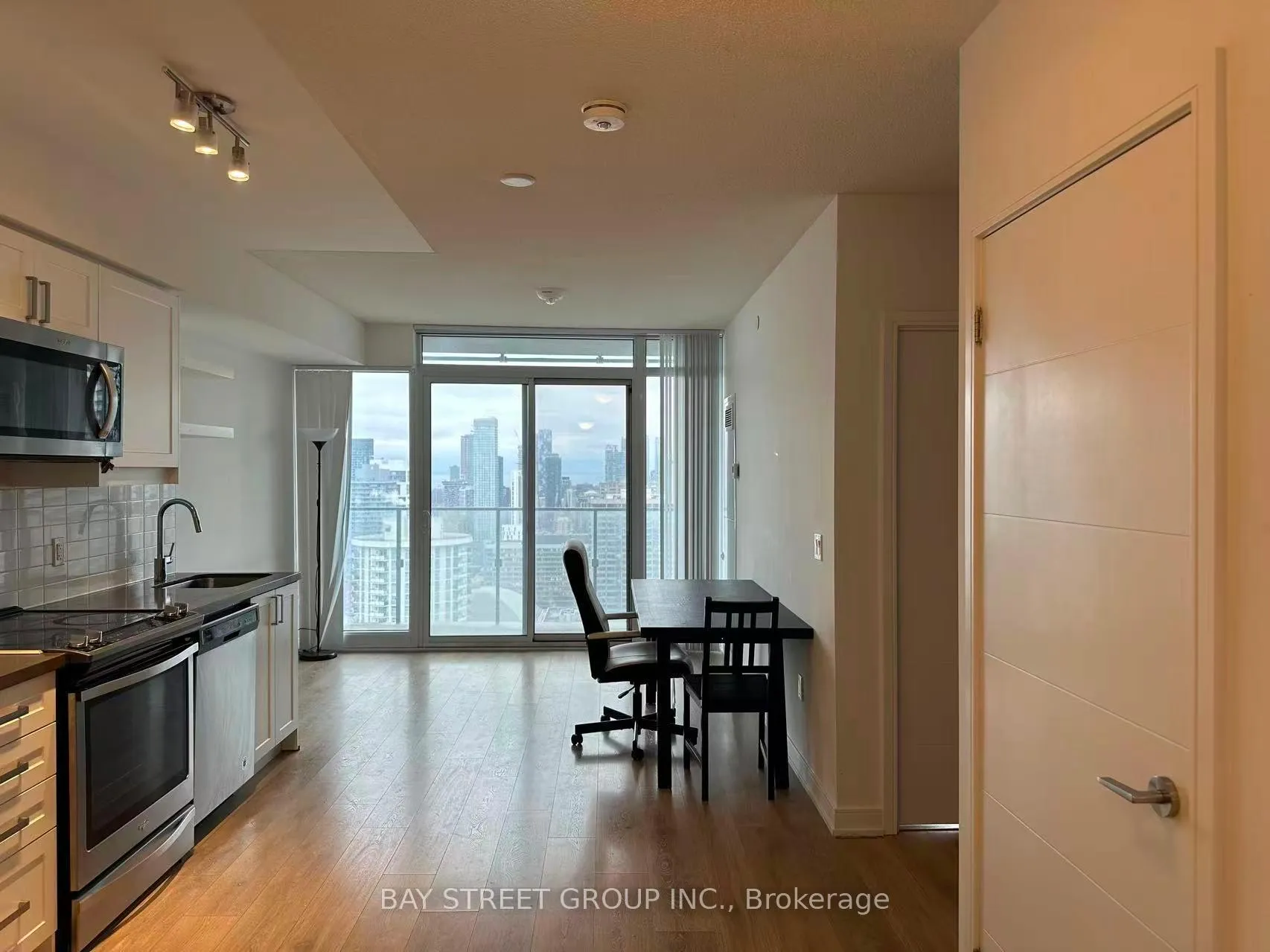 Photo 2 of Unit 3709, 50 Wellesley Street E, Toronto, Church-Yonge Corridor — HOMEH