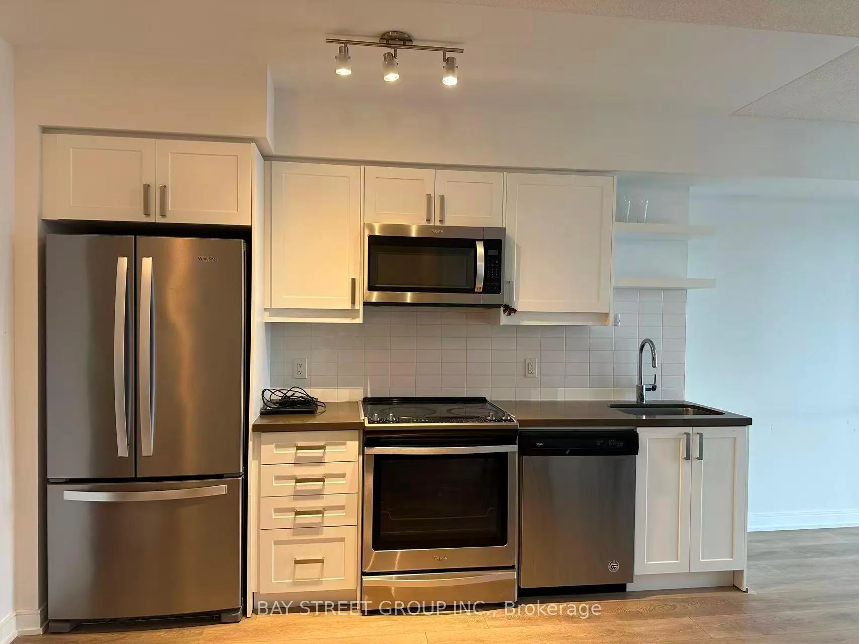 Photo 4 of Unit 3709, 50 Wellesley Street E, Toronto, Church-Yonge Corridor — HOMEH