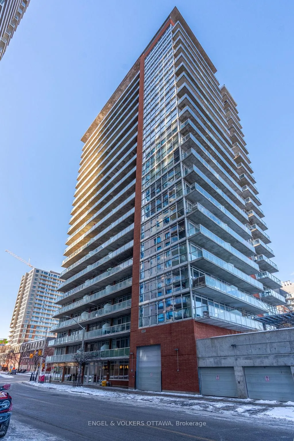 Photo 2 of Unit 803, 179 George Street, Ottawa, Lower Town/Byward Market — HOMEH