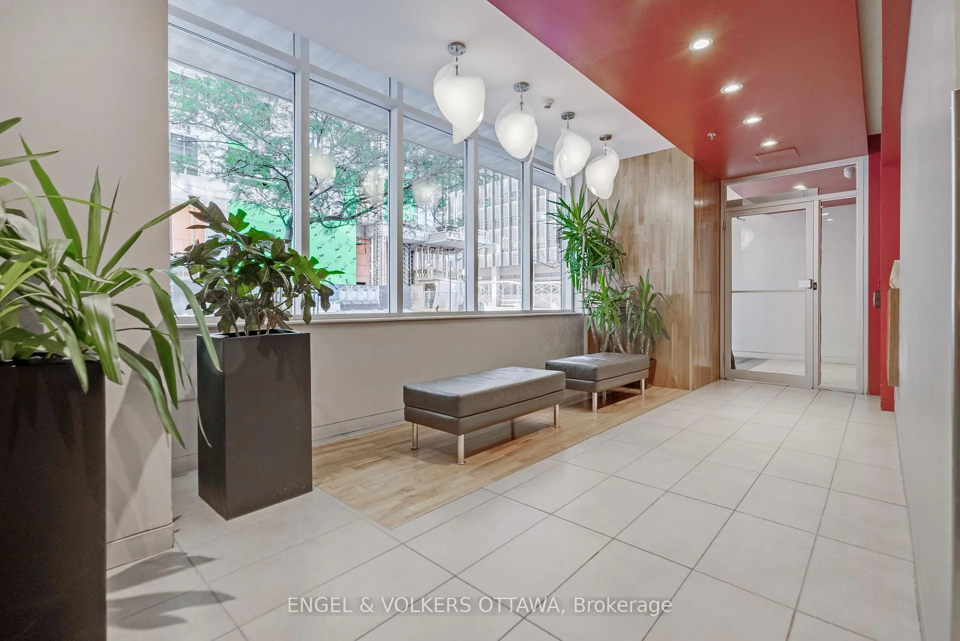 Photo 4 of Unit 803, 179 George Street, Ottawa, Lower Town/Byward Market — HOMEH
