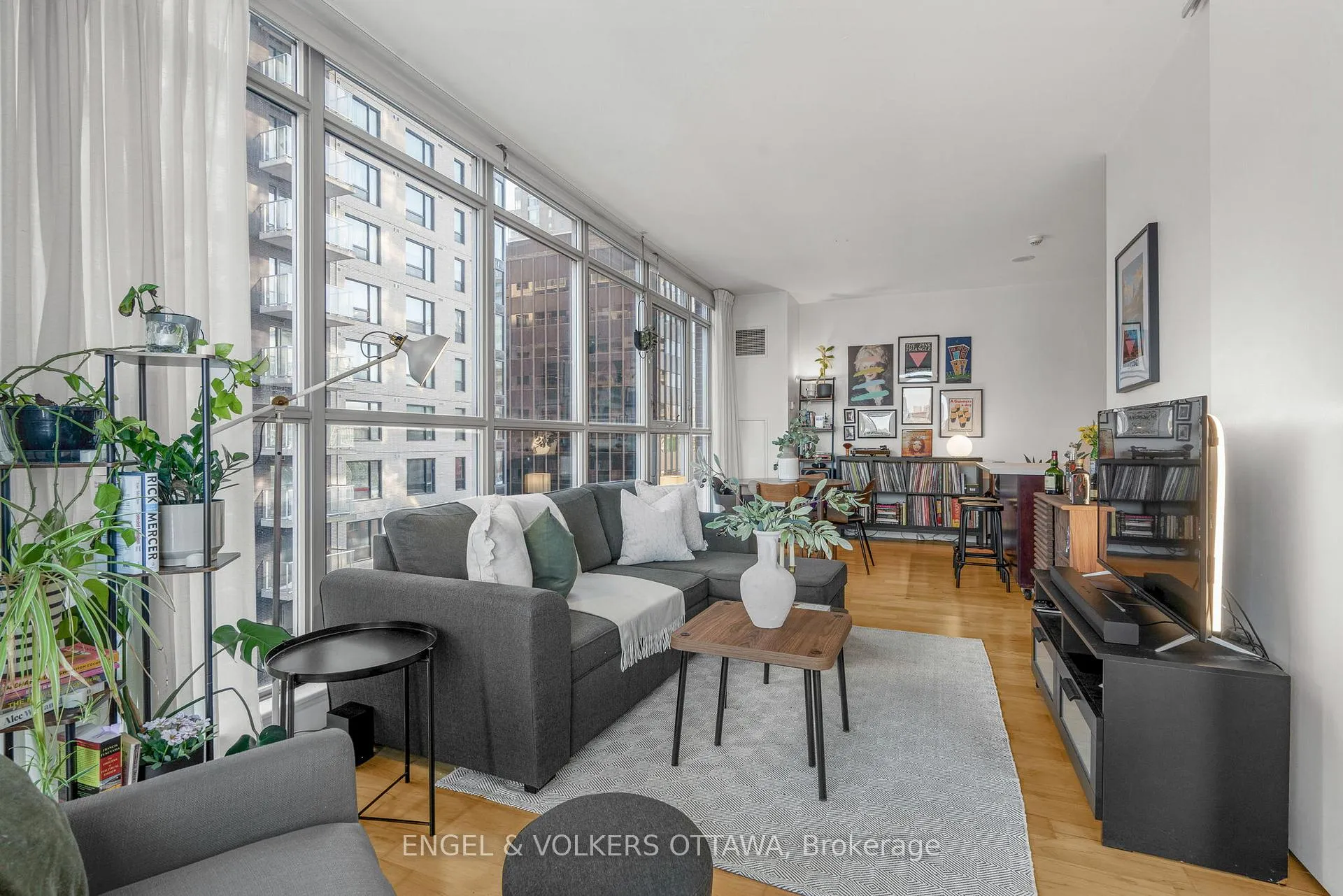 Photo 13 of Unit 803, 179 George Street, Ottawa, Lower Town/Byward Market — HOMEH