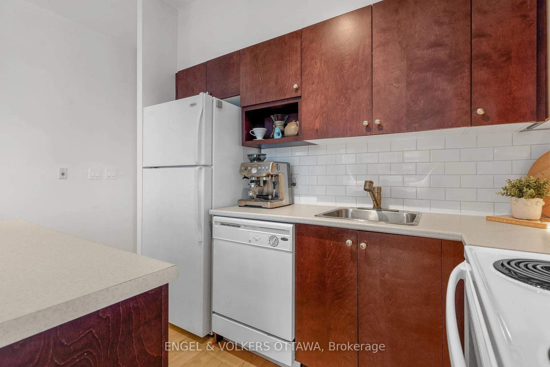 Photo 17 of Unit 803, 179 George Street, Ottawa, Lower Town/Byward Market — HOMEH