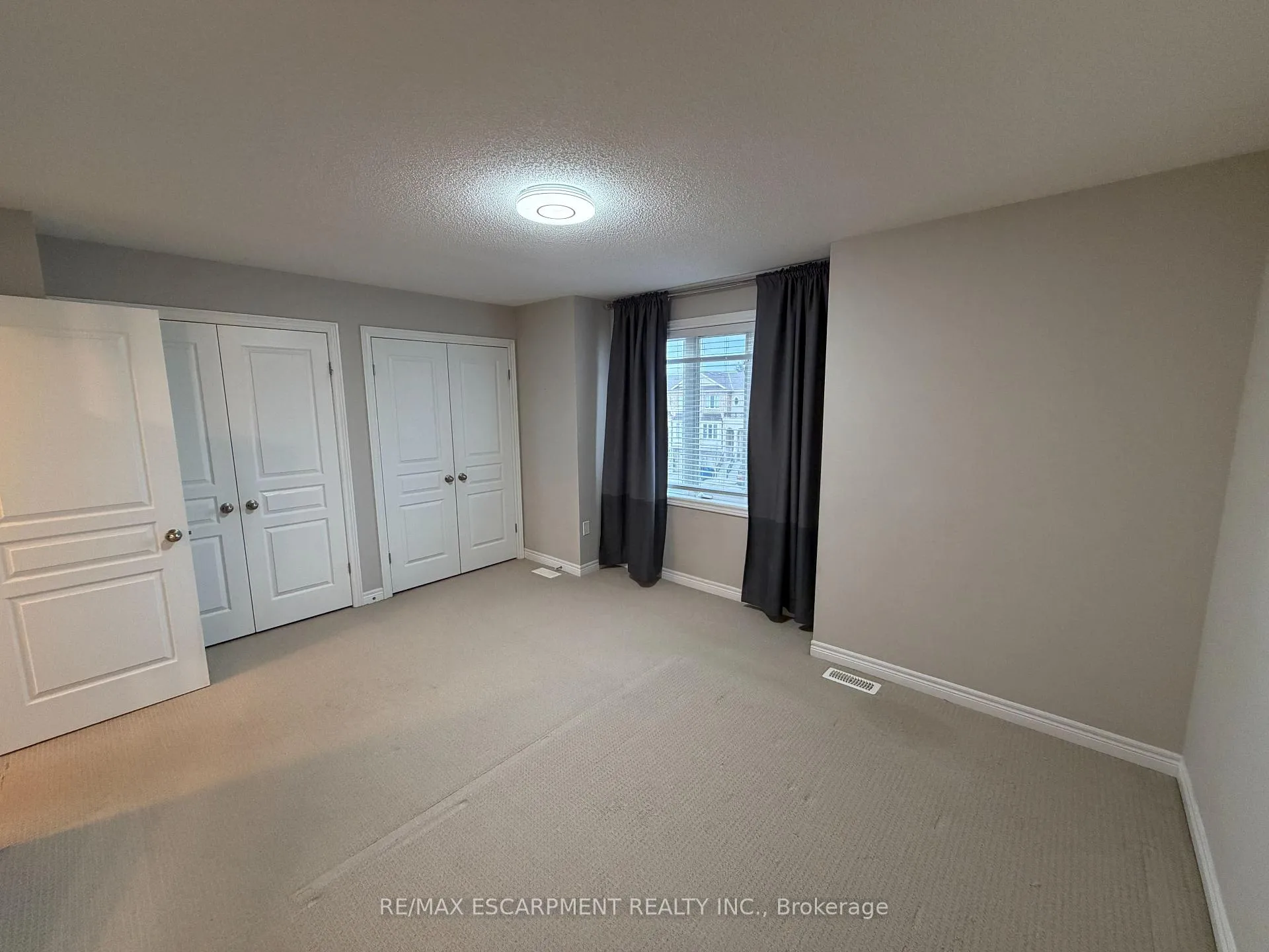 Photo 12 of 4165 Palermo Common, Burlington, Shoreacres — HOMEH