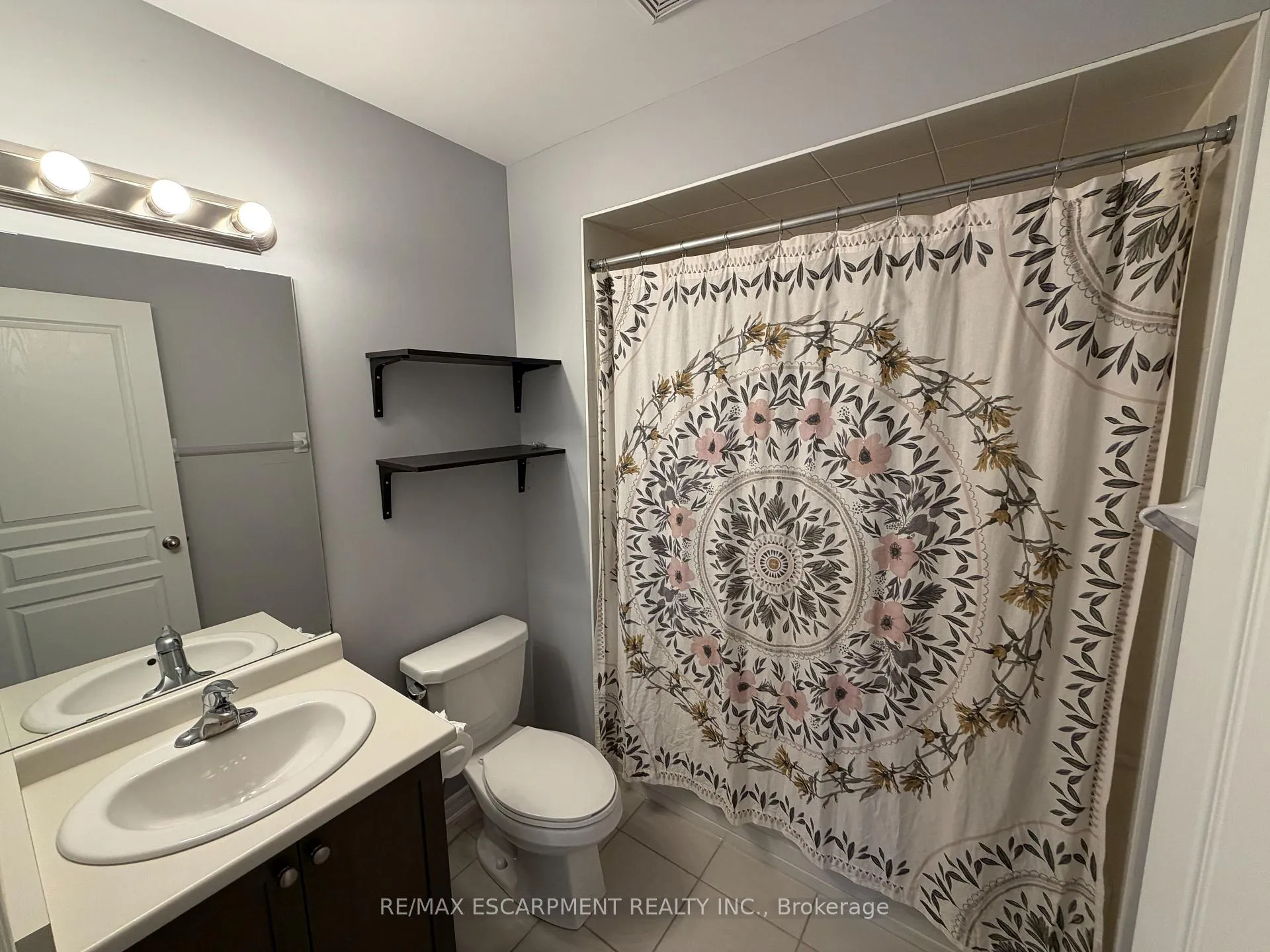 Photo 15 of 4165 Palermo Common, Burlington, Shoreacres — HOMEH