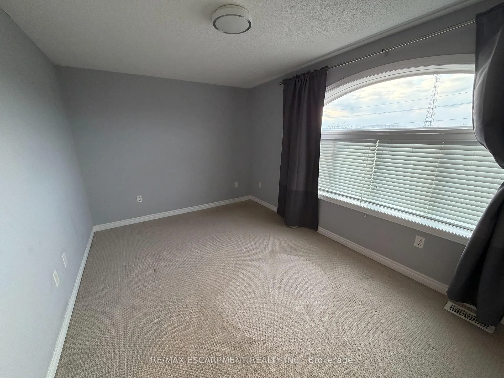 Photo 16 of 4165 Palermo Common, Burlington, Shoreacres — HOMEH