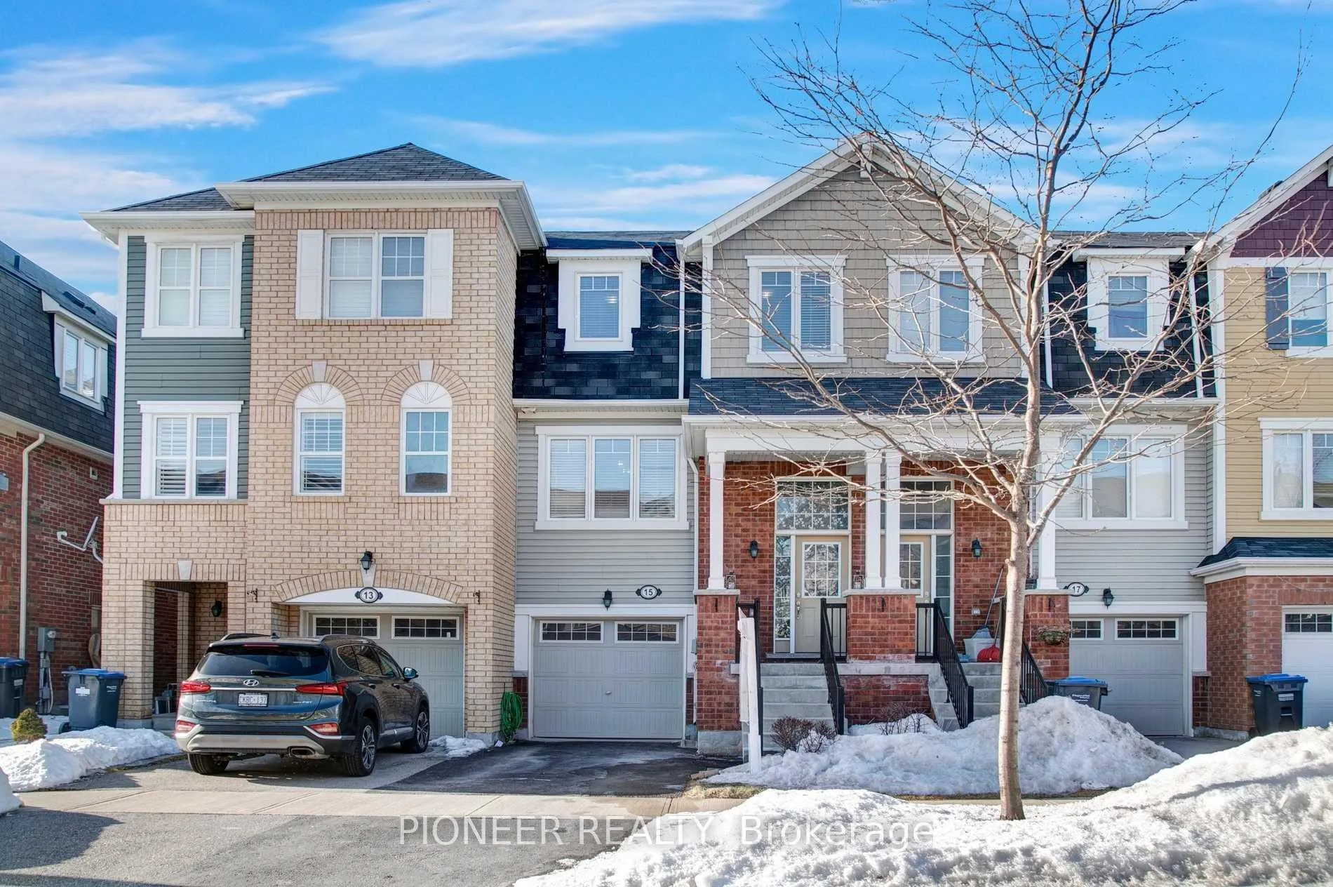 Photo 1 of 15 Colonel Frank Ching Crescent, Brampton, Fletcher's West — HOMEH