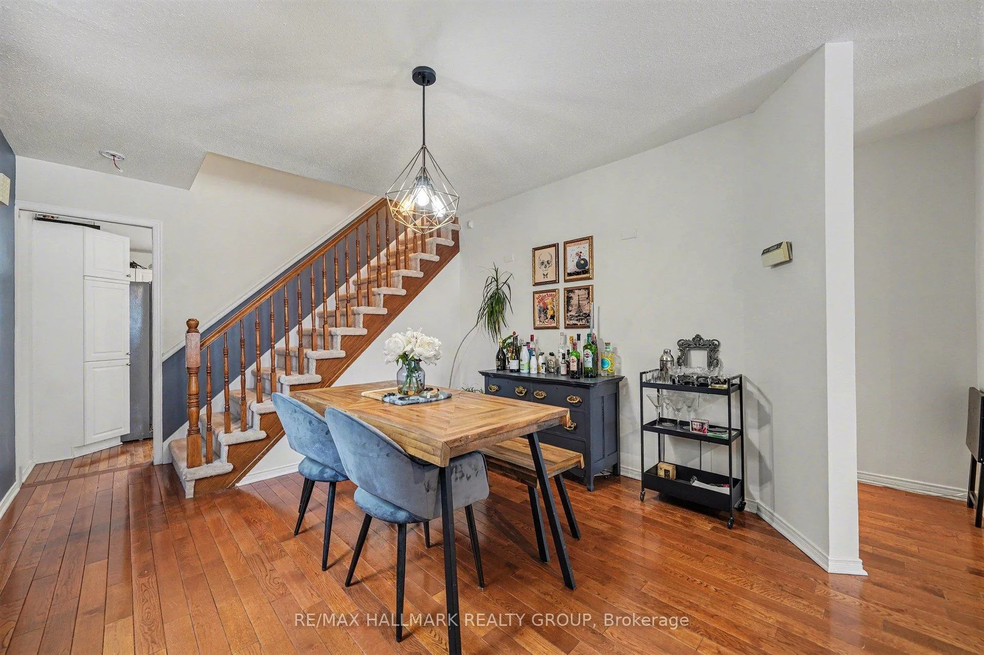Photo 5 of 2741 Massicotte Lane, Ottawa, Emerald Woods/Sawmill Creek — HOMEH