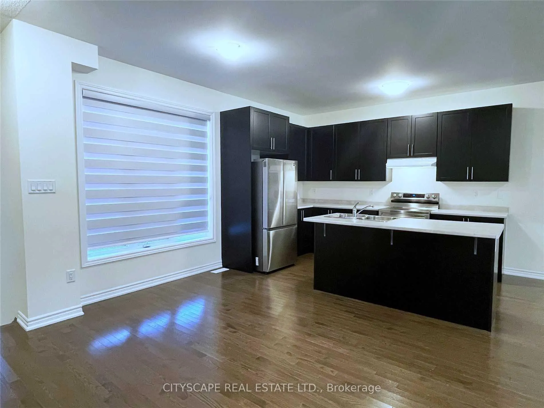 Photo 7 of 253 Clockwork Drive, Brampton, Northwest Brampton — HOMEH