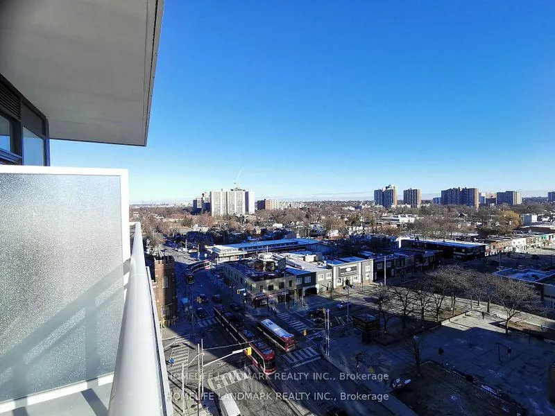 Photo 5 of Unit 806, 286 Main Street, Toronto, East End-Danforth — HOMEH