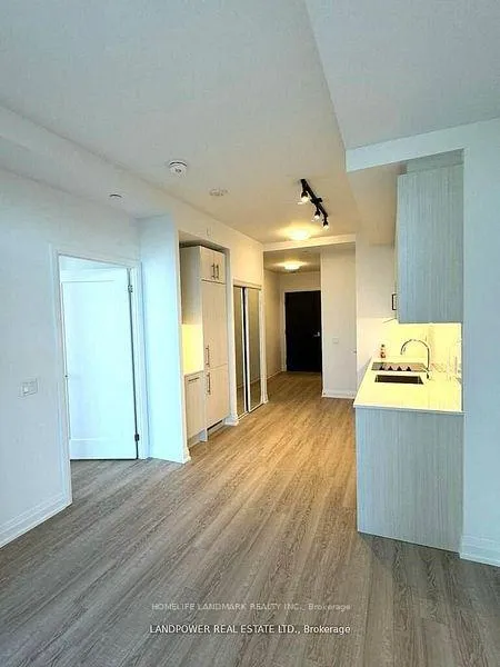 Photo 8 of Unit 806, 286 Main Street, Toronto, East End-Danforth — HOMEH