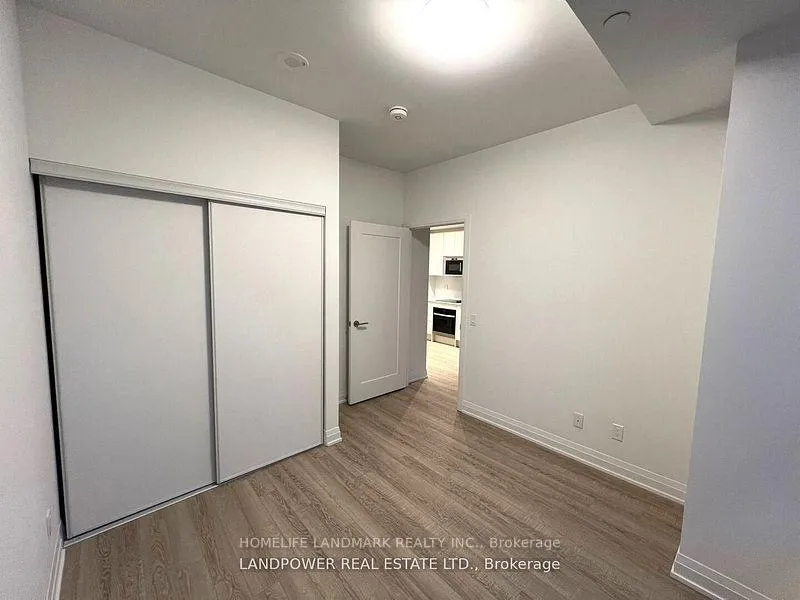 Photo 10 of Unit 806, 286 Main Street, Toronto, East End-Danforth — HOMEH