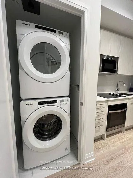 Photo 11 of Unit 806, 286 Main Street, Toronto, East End-Danforth — HOMEH