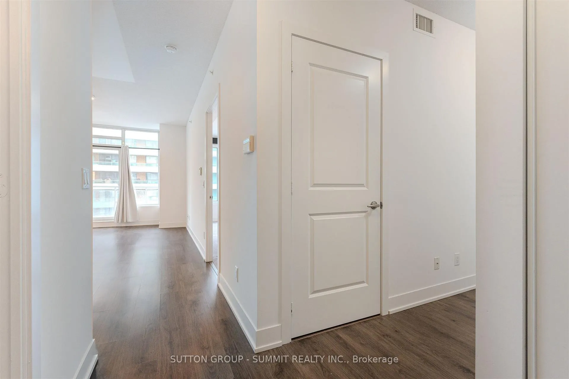 Photo 4 of Unit 602, 68 Merton Street, Toronto, Mount Pleasant West — HOMEH