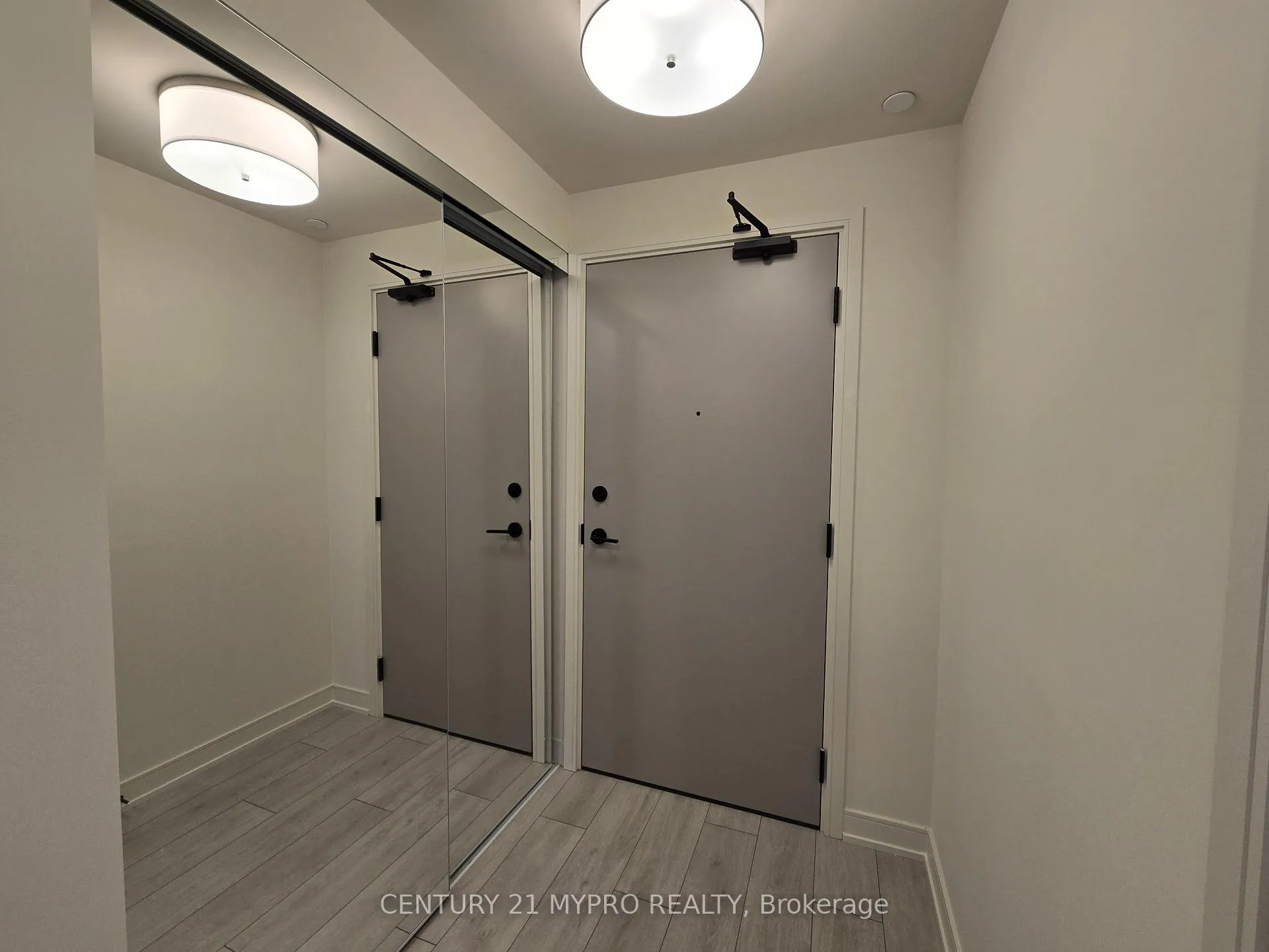 Photo 1 of Unit 2009, 8020 Derry Road, Milton, Coates — HOMEH