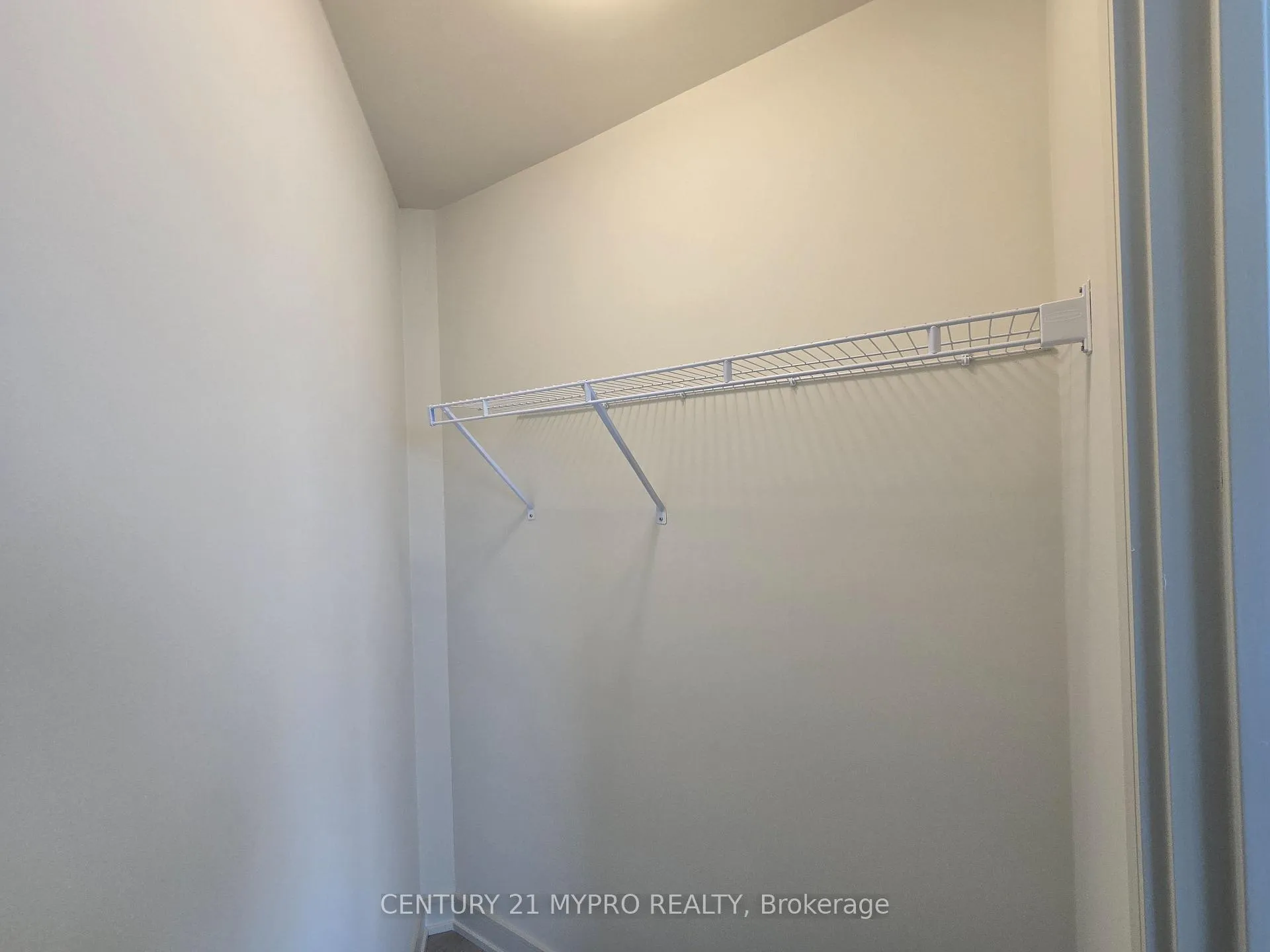 Photo 18 of Unit 2009, 8020 Derry Road, Milton, Coates — HOMEH