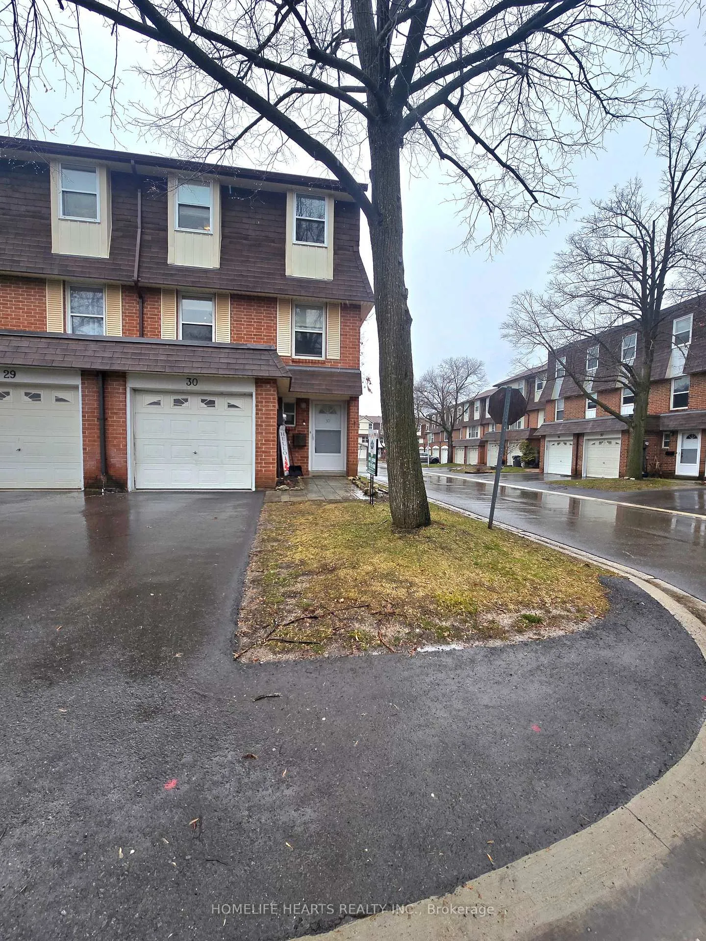 Photo 1 of Unit 30, 235 Bronte Street S, Milton, Old Milton — HOMEH