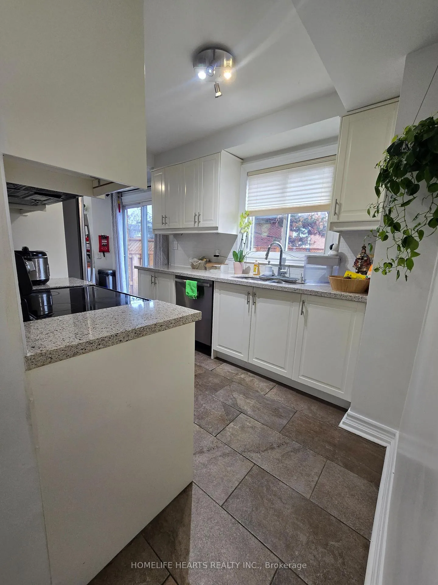 Photo 11 of Unit 30, 235 Bronte Street S, Milton, Old Milton — HOMEH