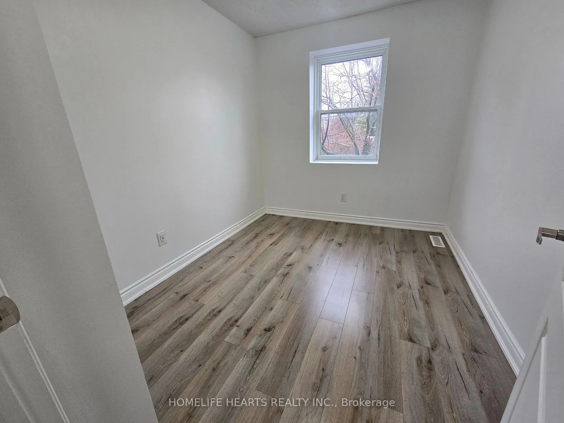 Photo 25 of Unit 30, 235 Bronte Street S, Milton, Old Milton — HOMEH
