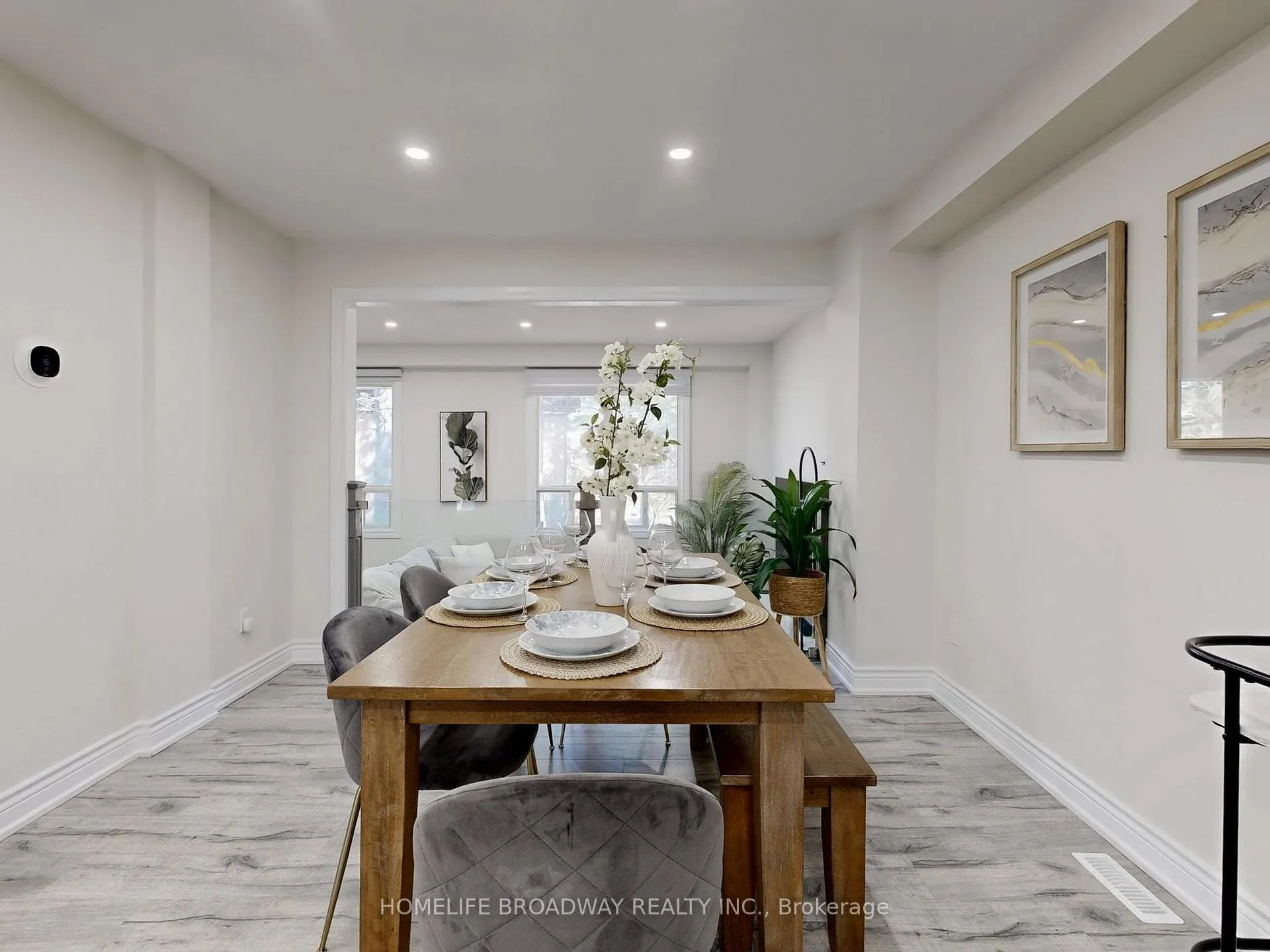 Photo 18 of 109 Poplar Crescent, Aurora, Aurora Highlands — HOMEH