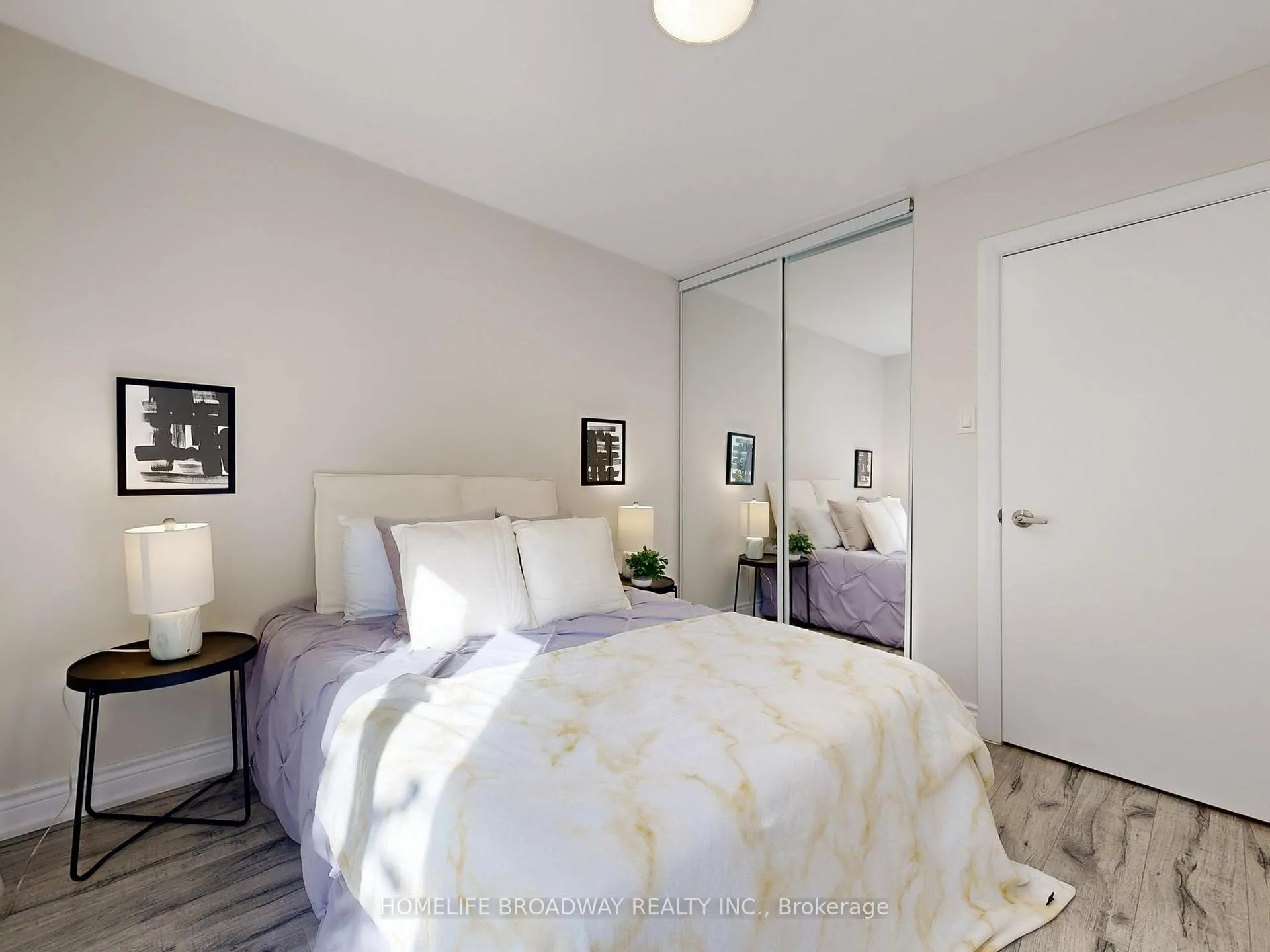 Photo 29 of 109 Poplar Crescent, Aurora, Aurora Highlands — HOMEH