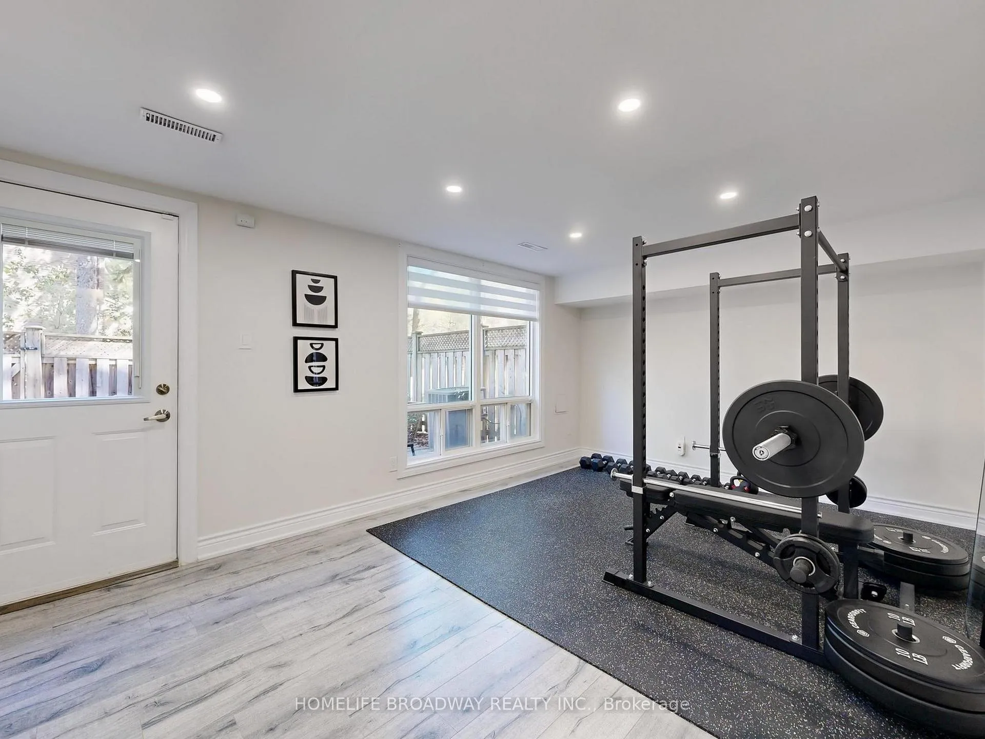 Photo 34 of 109 Poplar Crescent, Aurora, Aurora Highlands — HOMEH