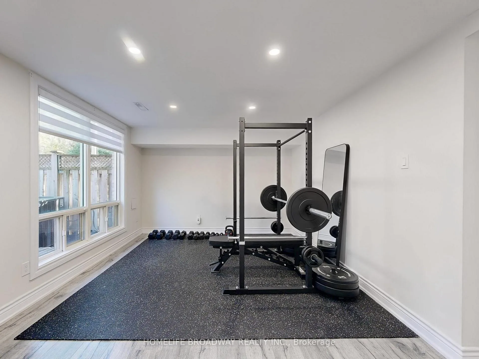 Photo 35 of 109 Poplar Crescent, Aurora, Aurora Highlands — HOMEH