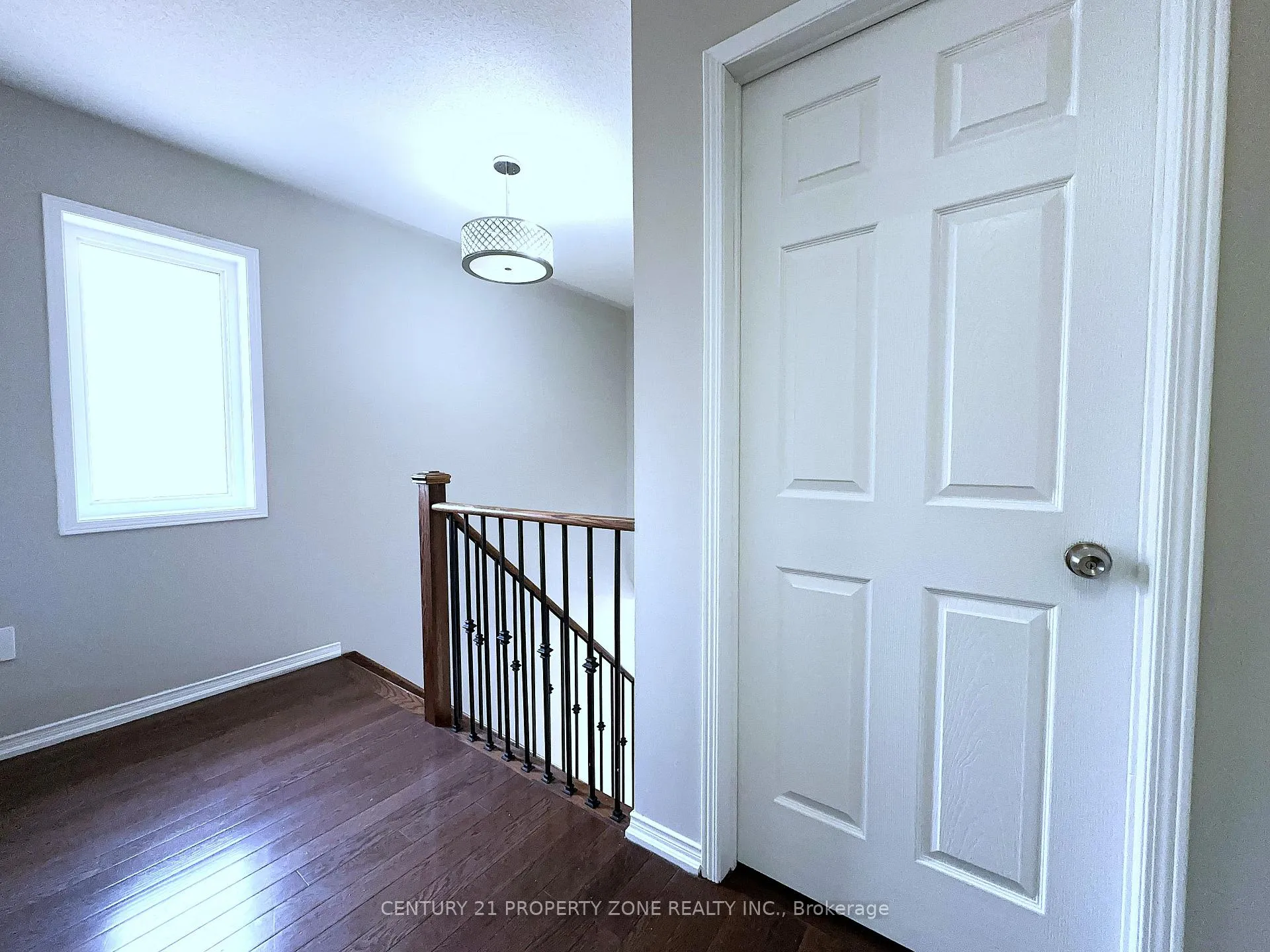 Photo 18 of 8 Loftsmoor Drive, Brampton, Sandringham-Wellington — HOMEH