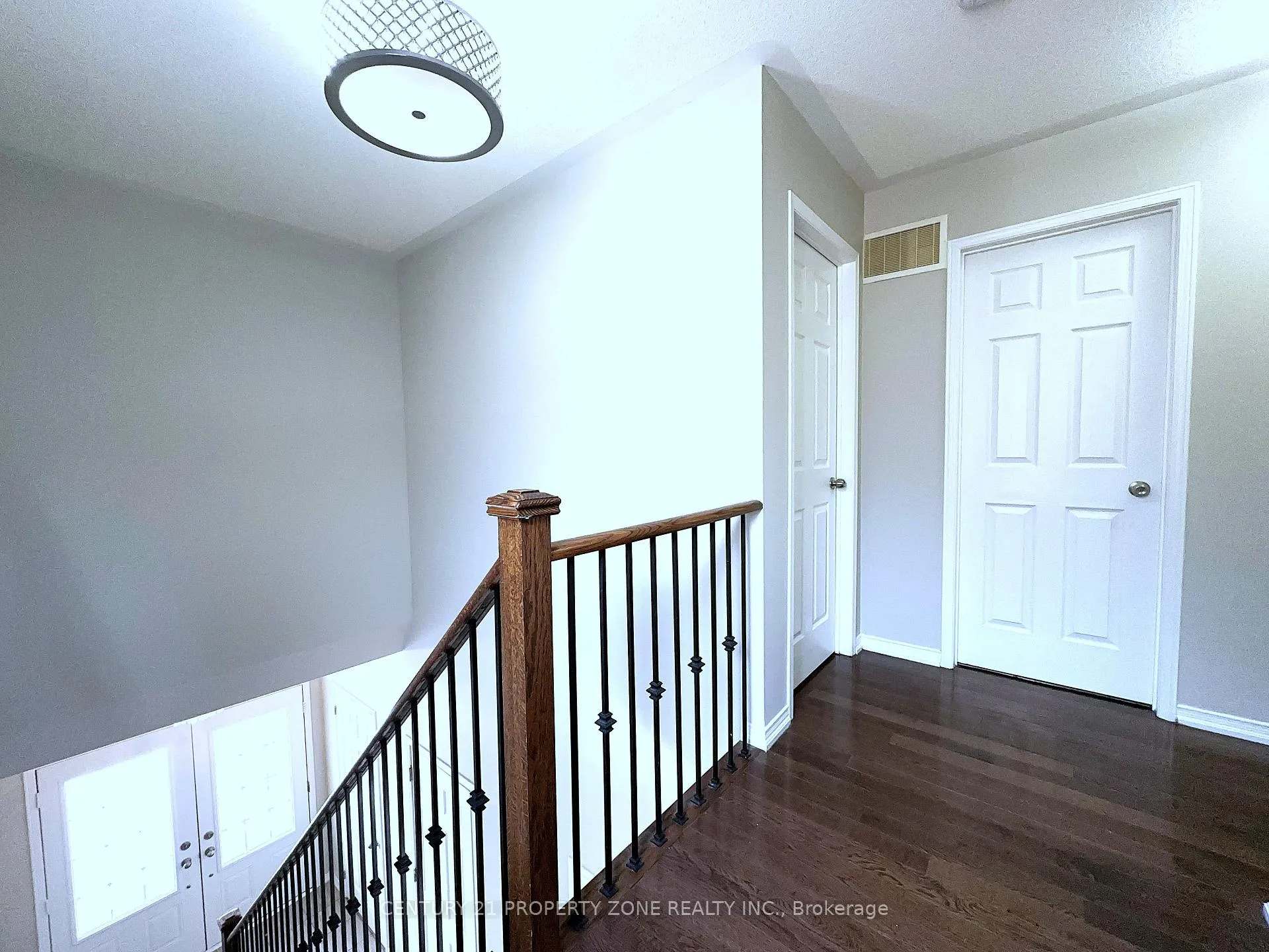 Photo 19 of 8 Loftsmoor Drive, Brampton, Sandringham-Wellington — HOMEH
